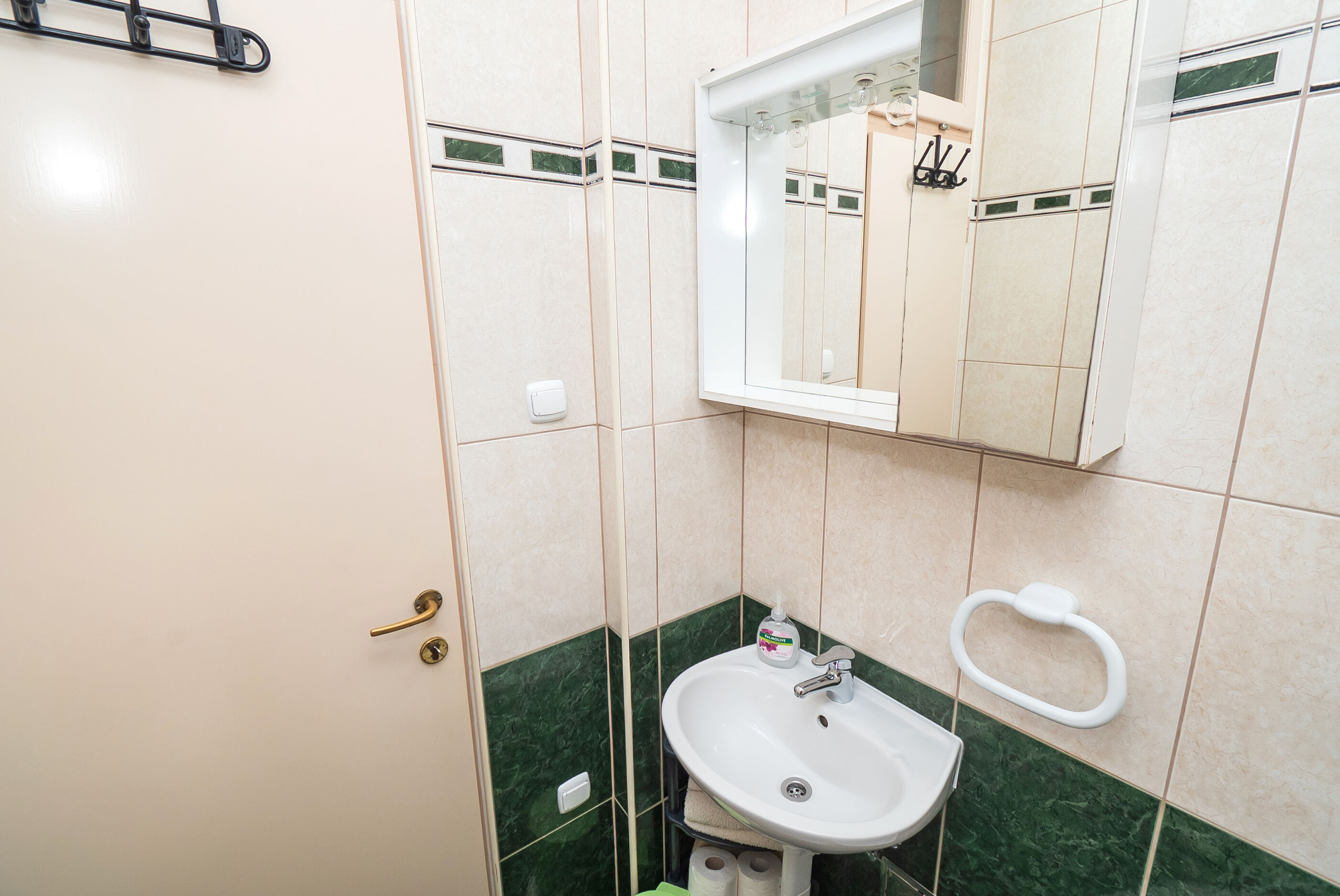Apartments and Room Sanja 99261-A2