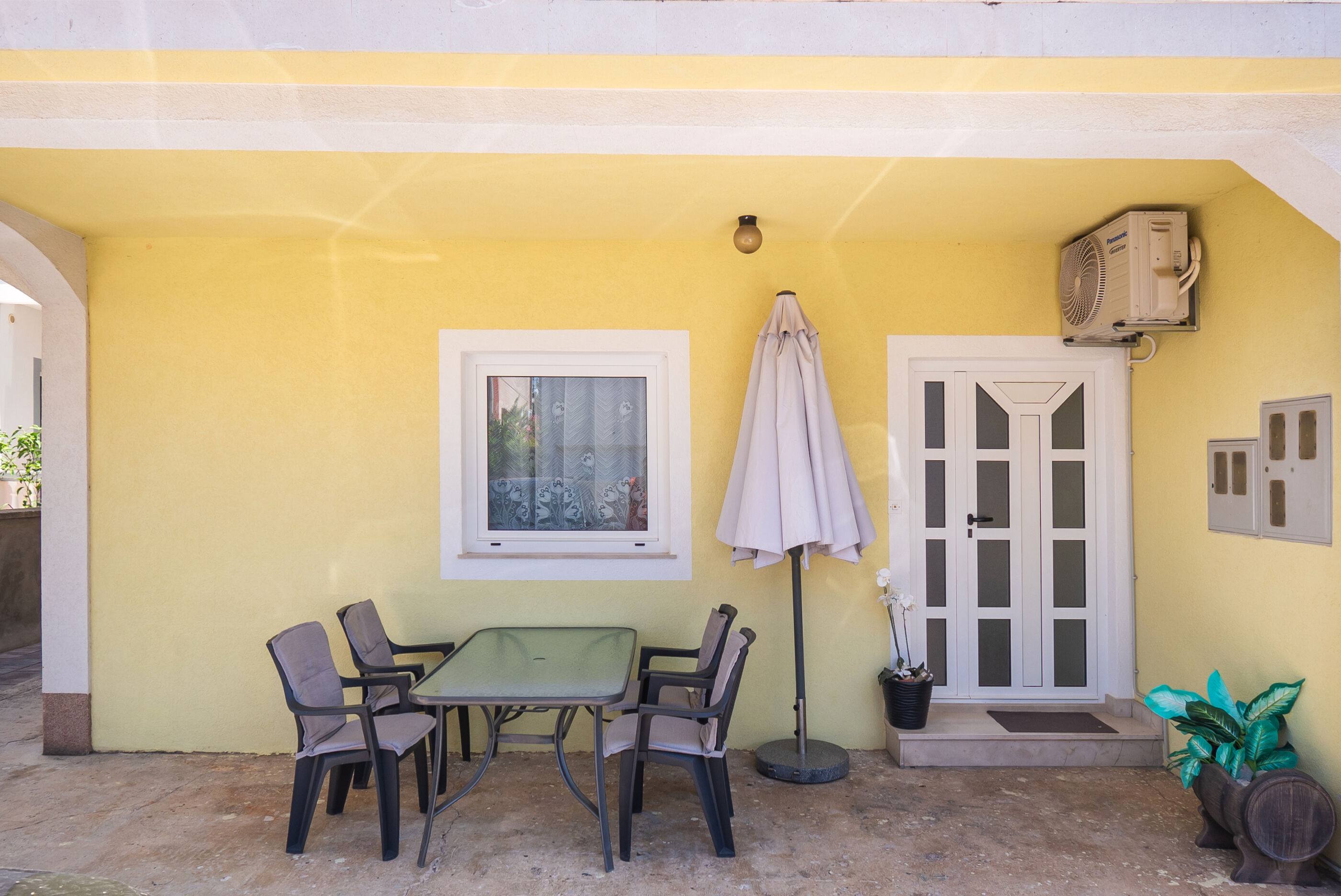 Apartments Lemon 99271-A1