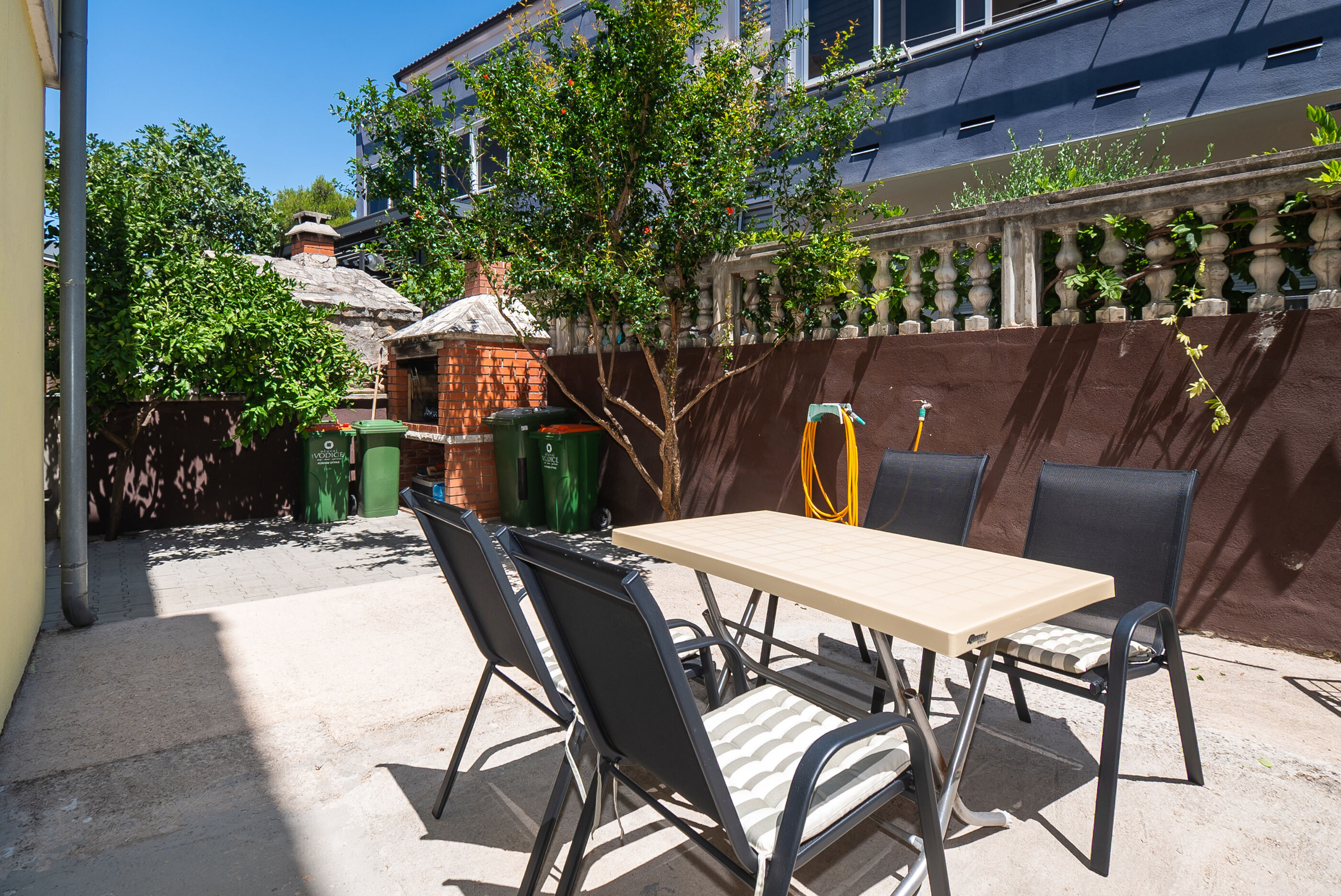 Apartments Lemon 99271-A2