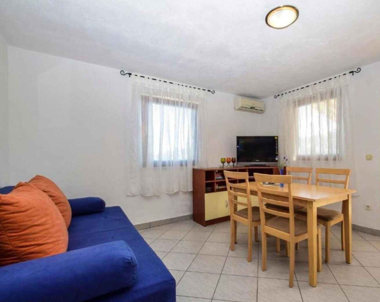 Apartments Marijan 11063-A1