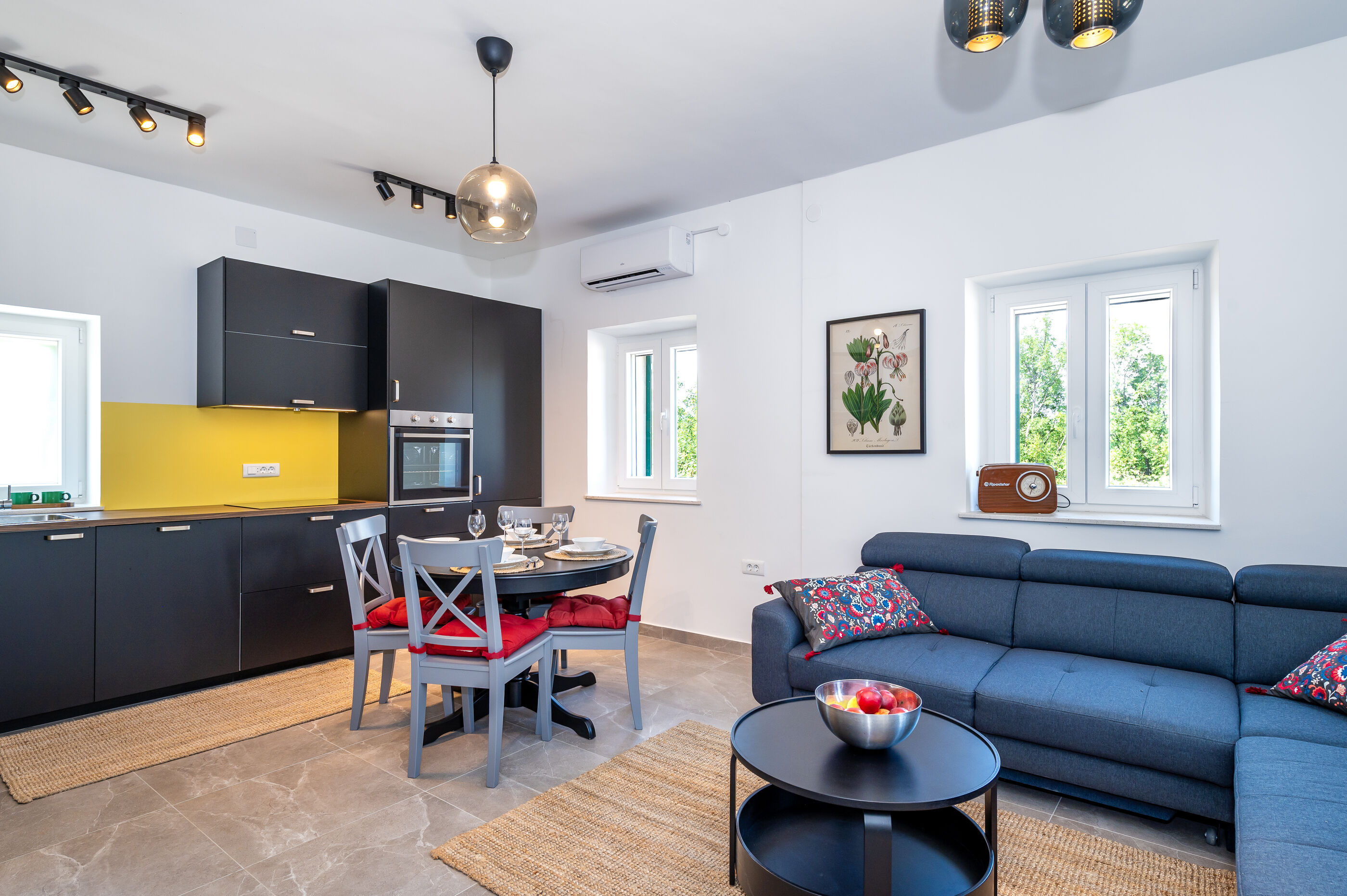 House STiKA 114371-K1