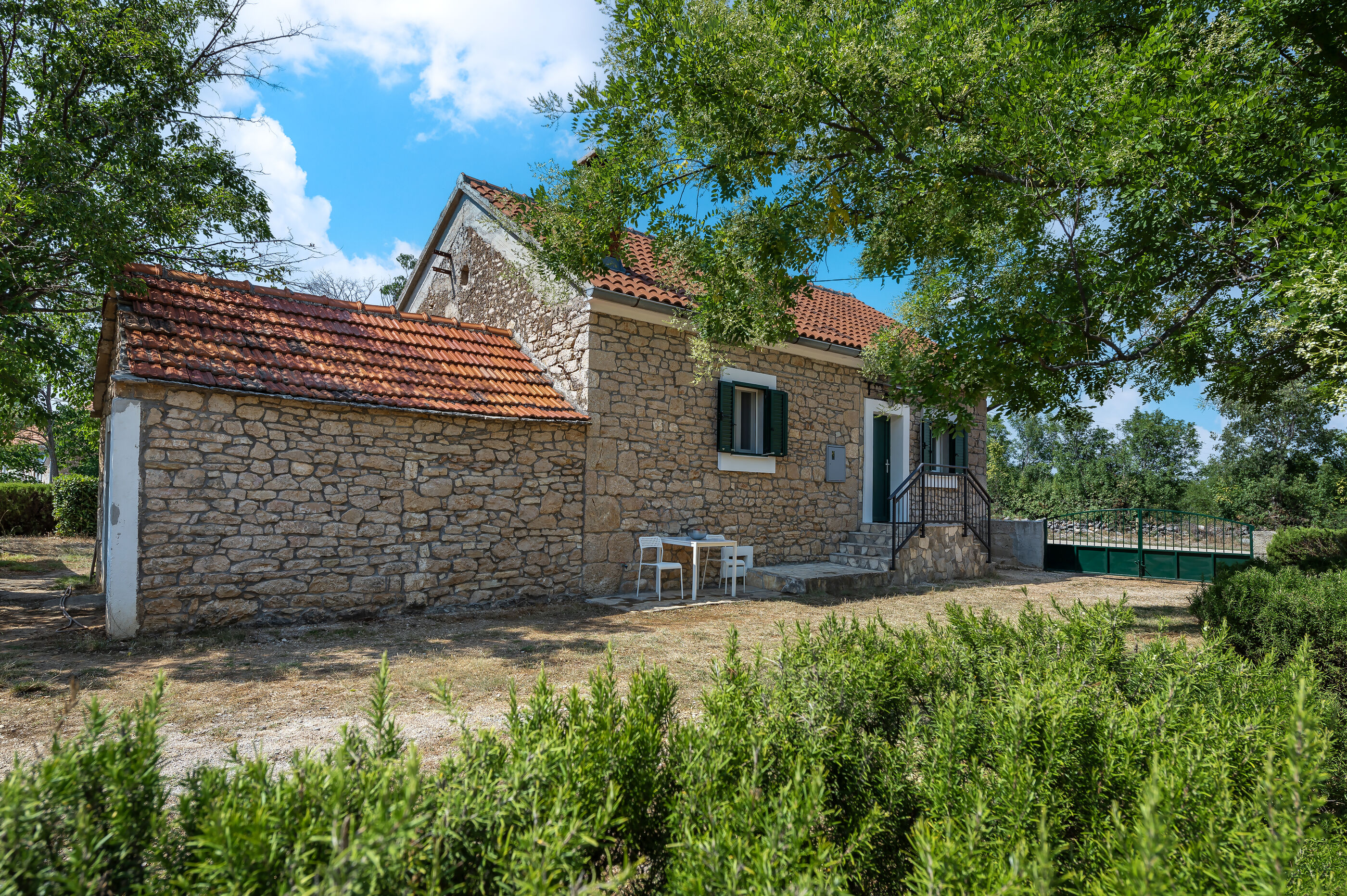 House STiKA 114371-K1