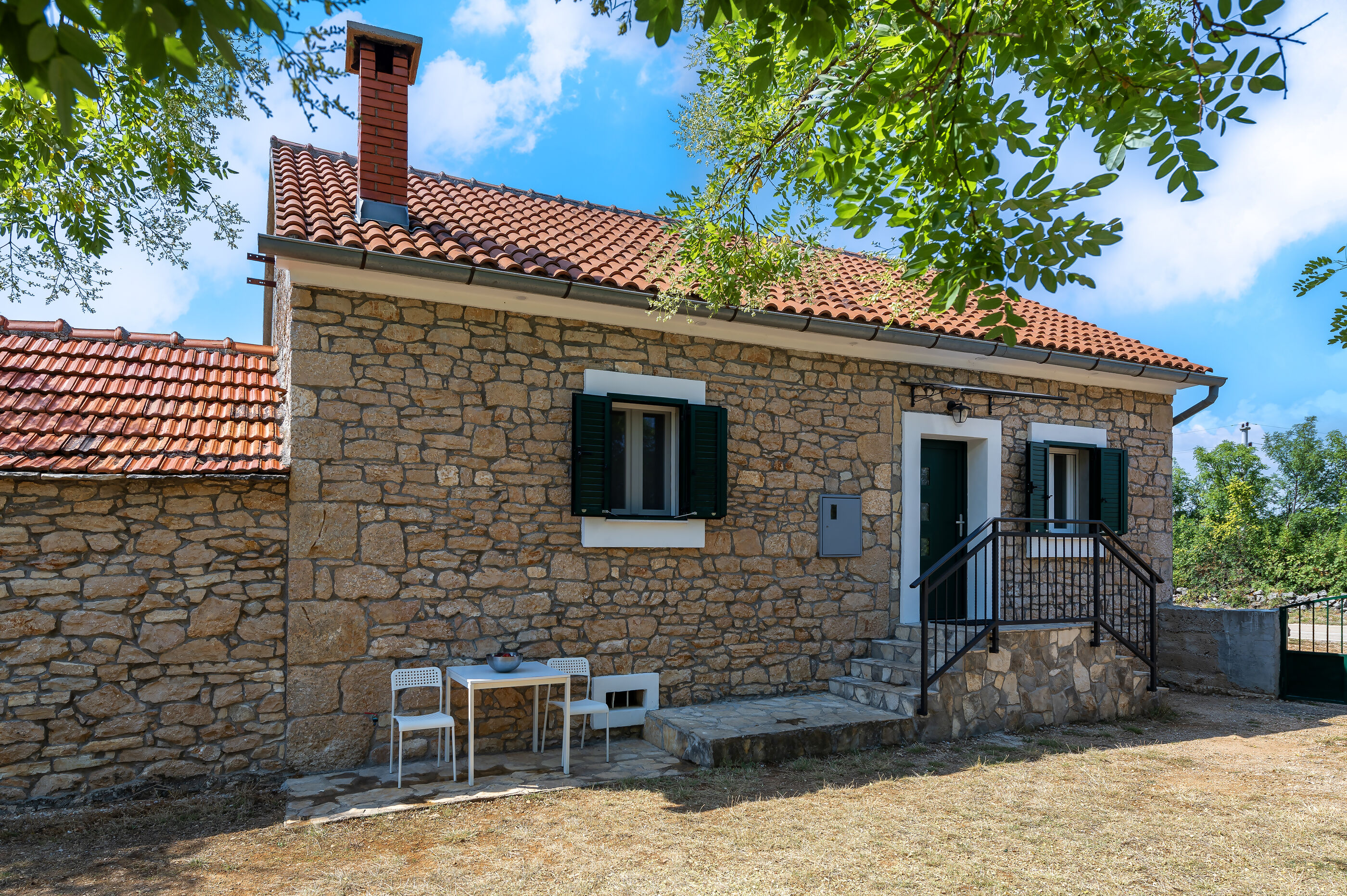 House STiKA 114371-K1