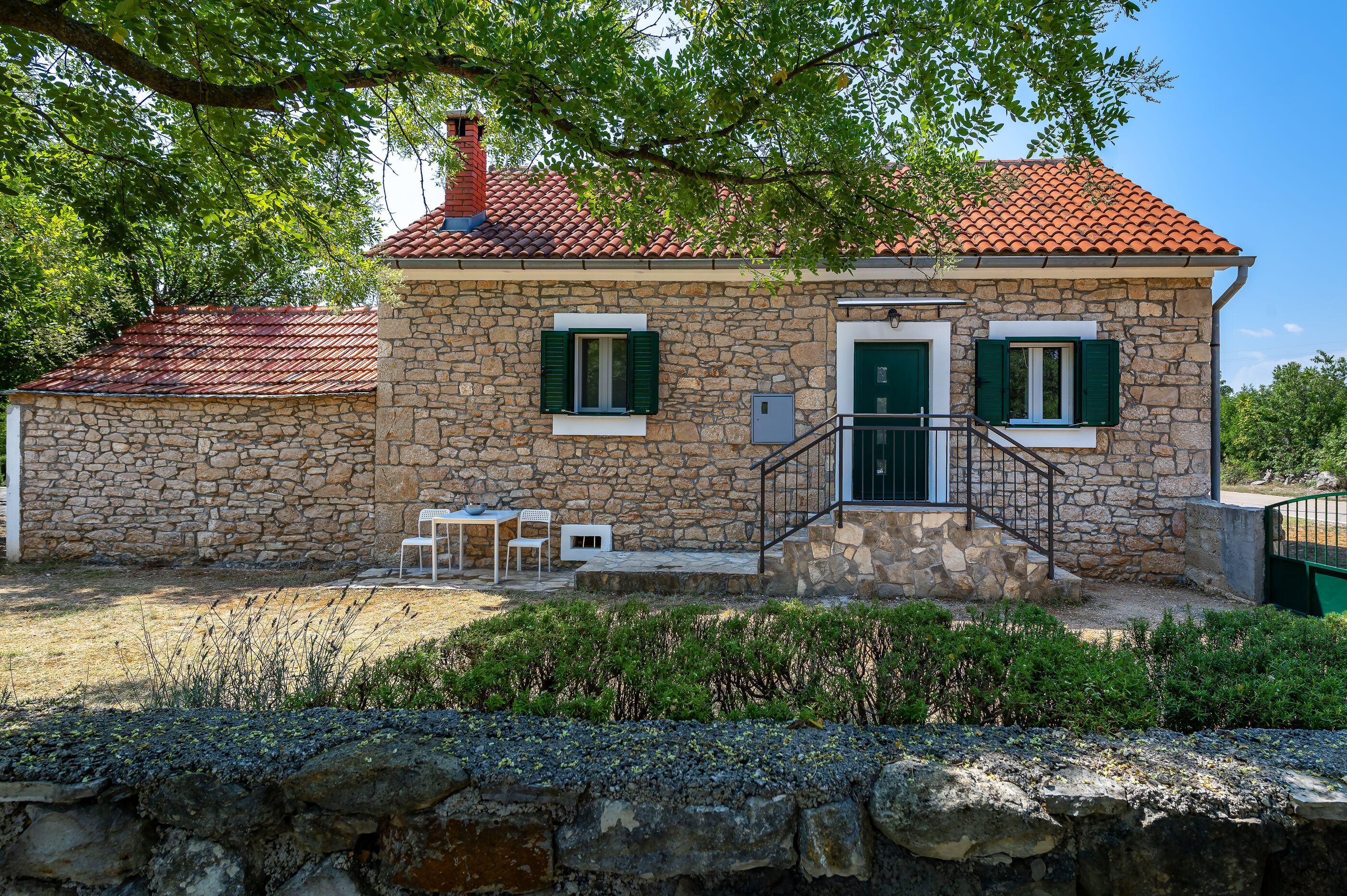House STiKA 114371-K1