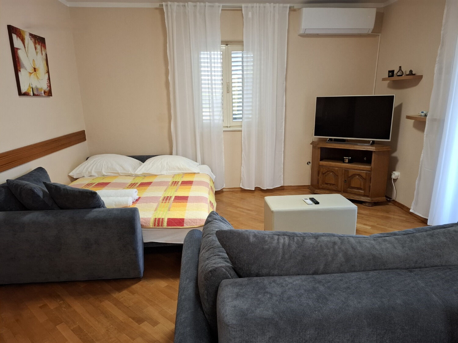 Apartments Mario 10826-A2