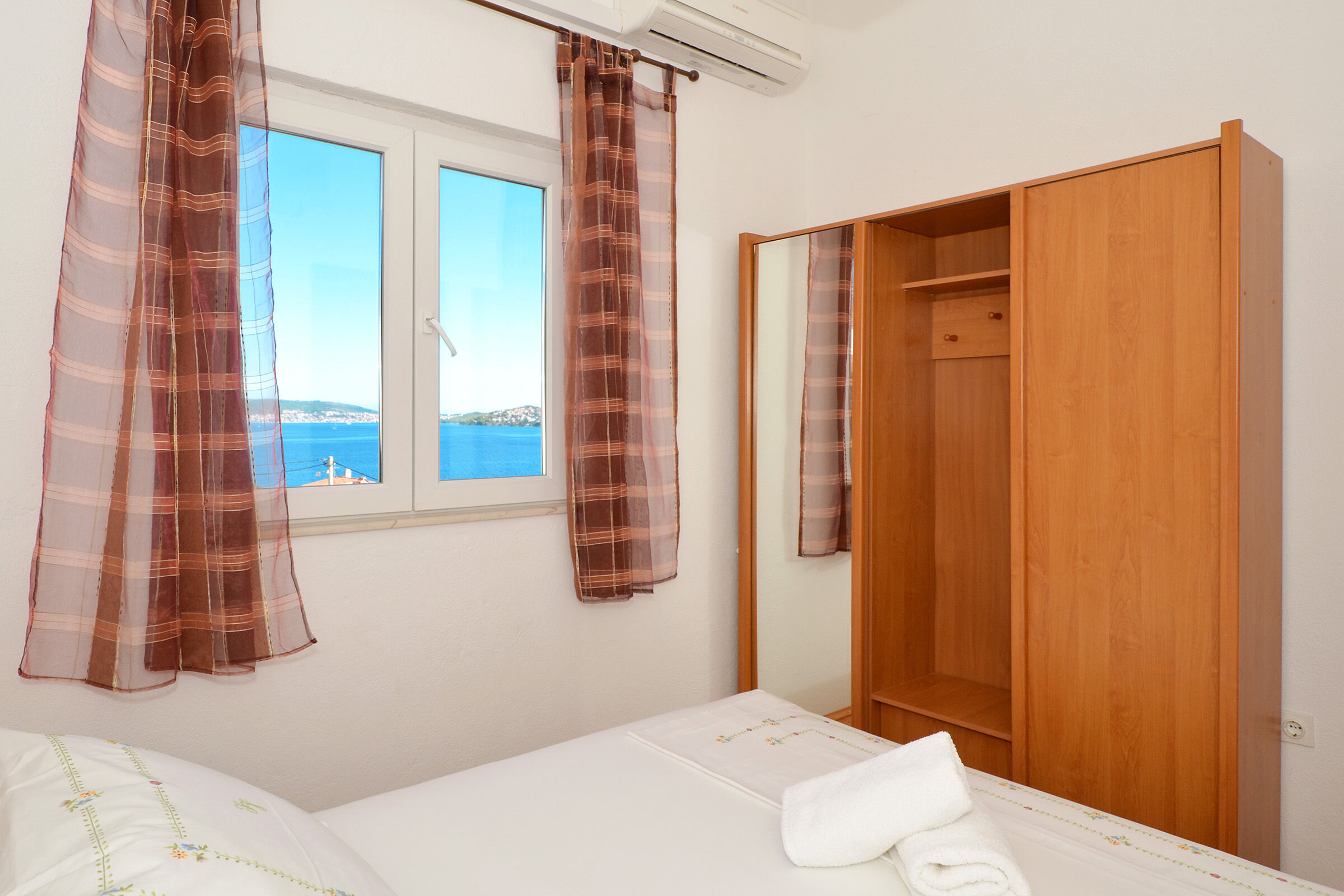 Apartments Inge 43921-A1
