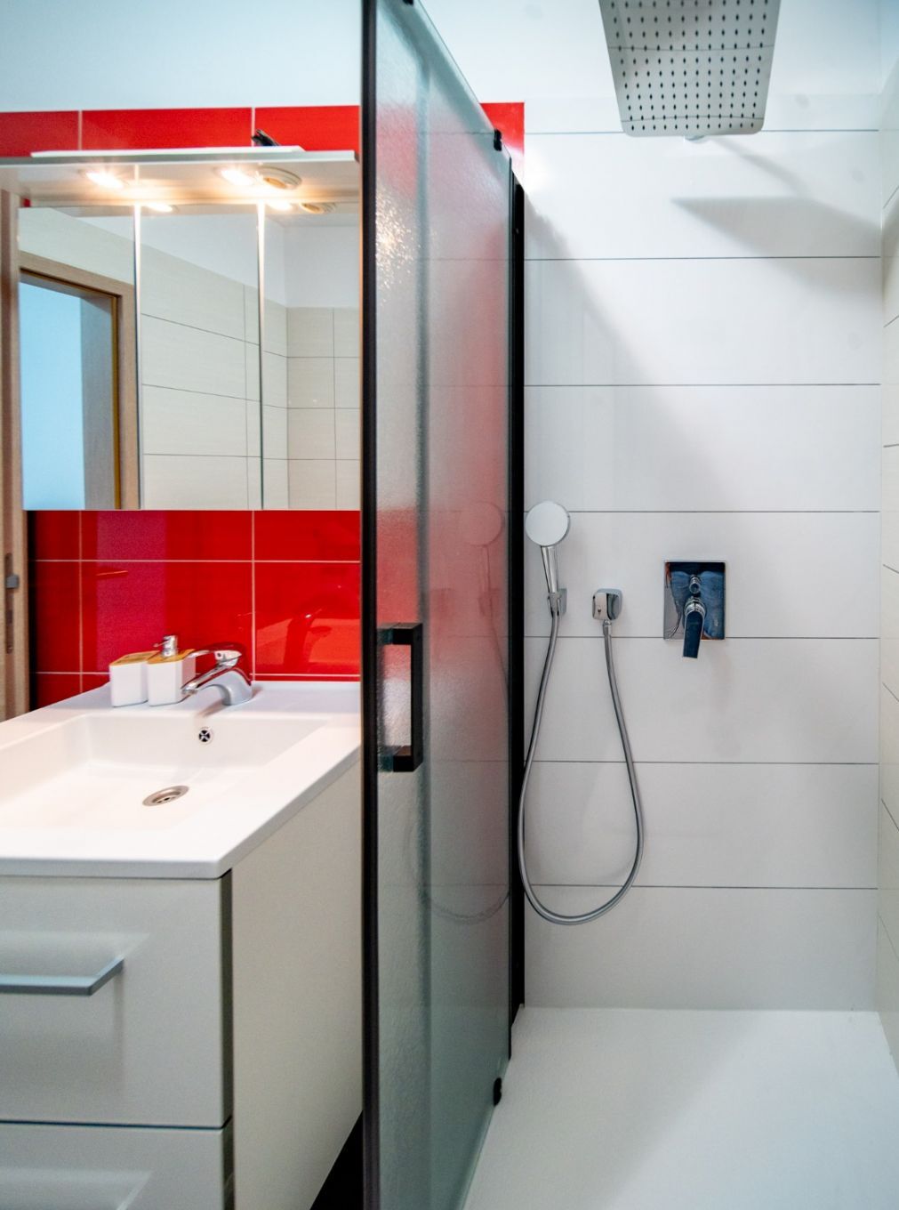 Apartments Spomenka 104761-A1