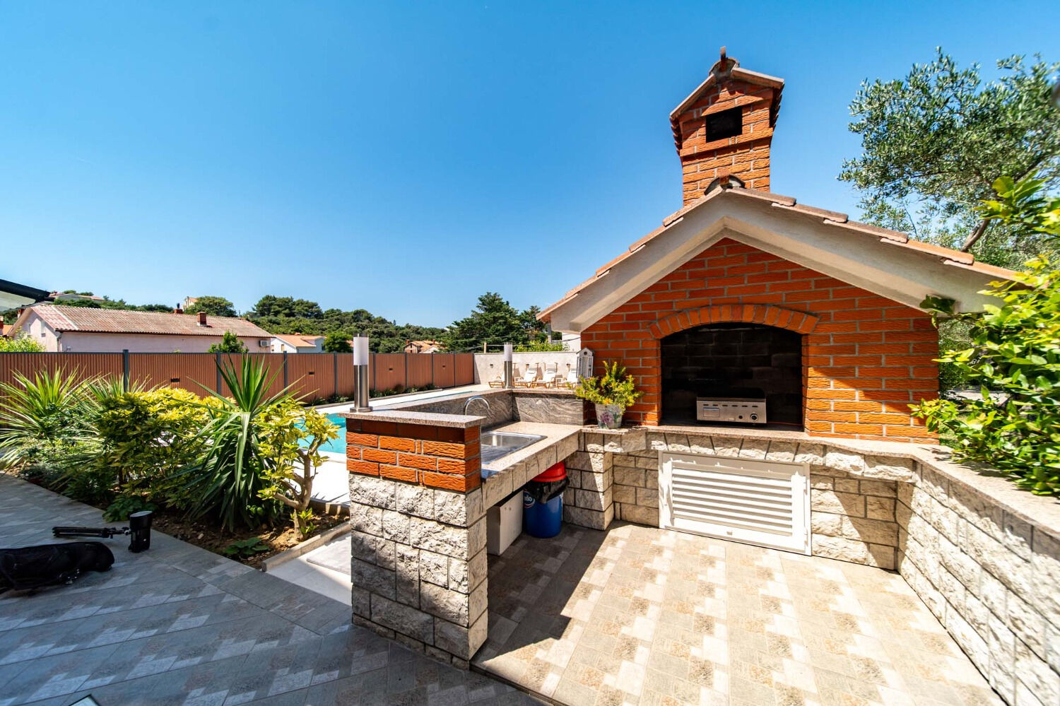 Apartments Spomenka 104761-A1