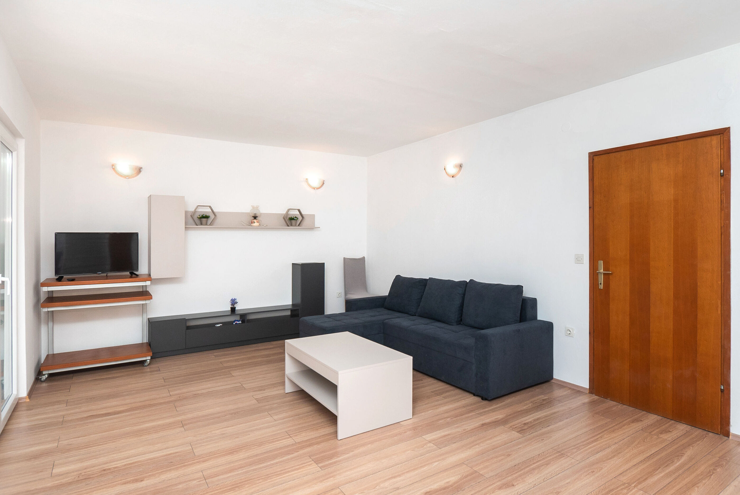 Apartment Ljuba 41009-A1