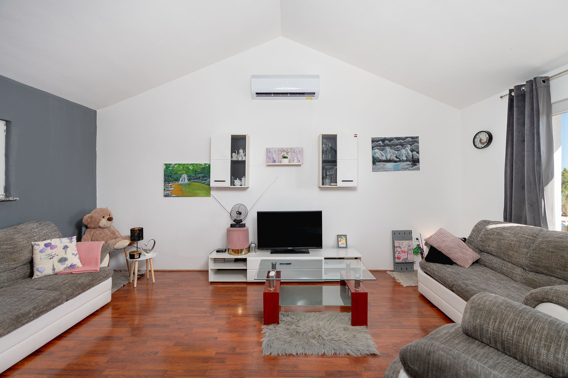 Apartment Villageway 99621-A1