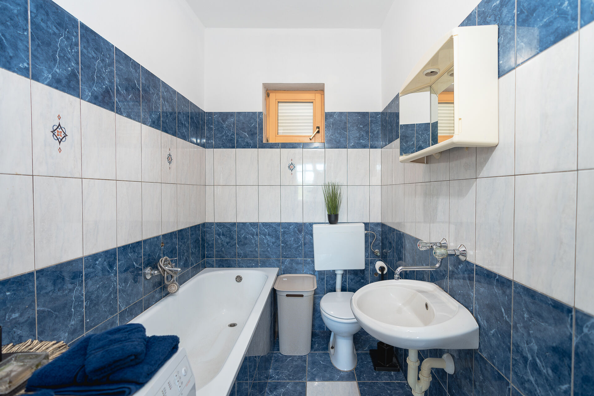 Apartment Villageway 99621-A1