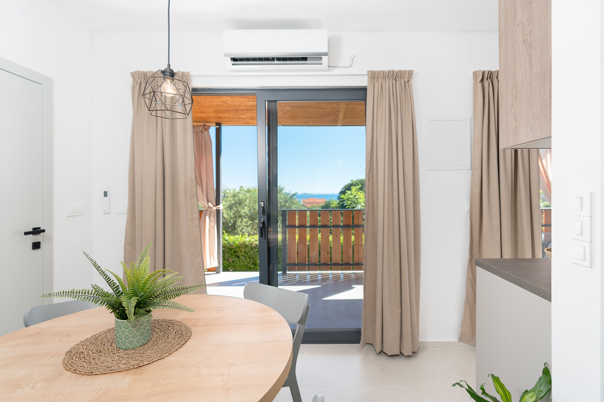 Mobile home Flora 2 84021-A1