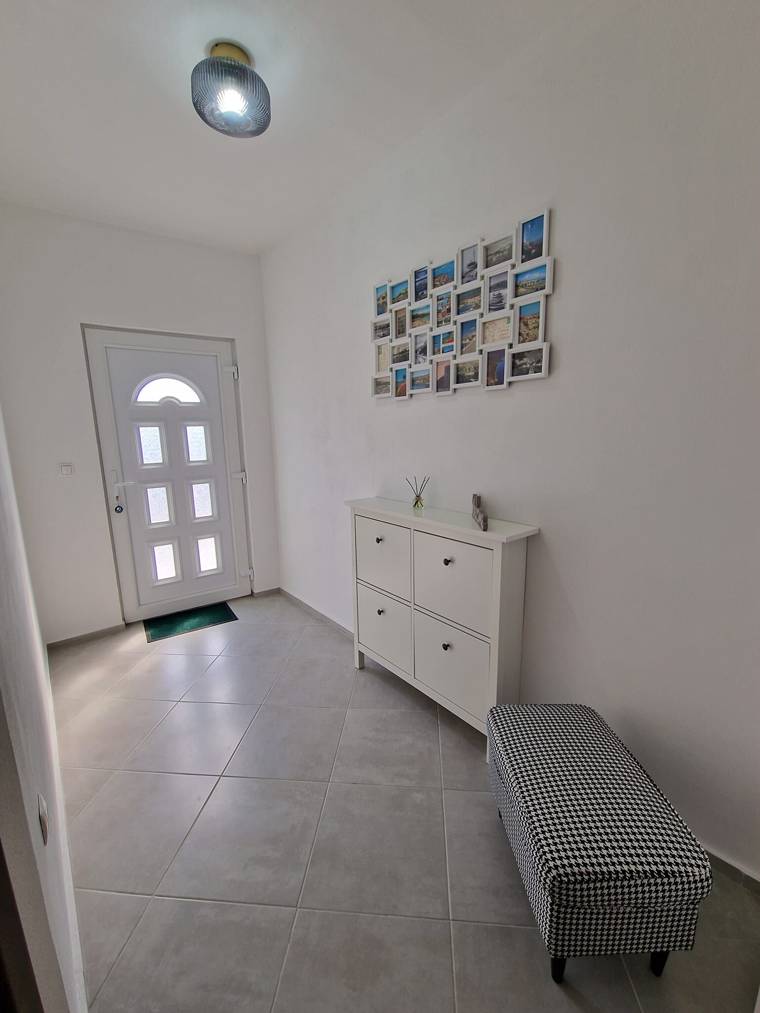 Apartment Goran 61671-A1
