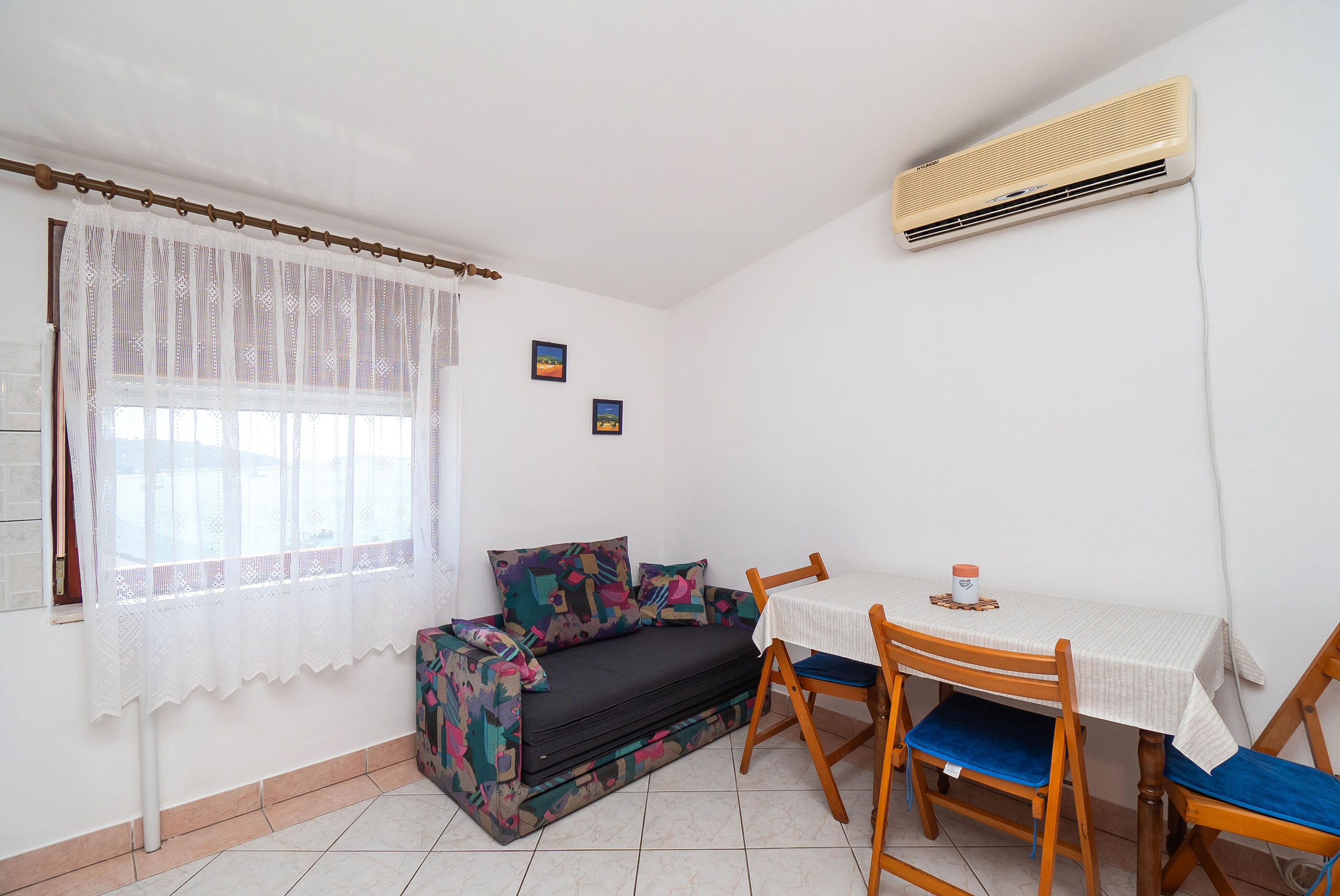 Apartments Ljubica 100111-A1