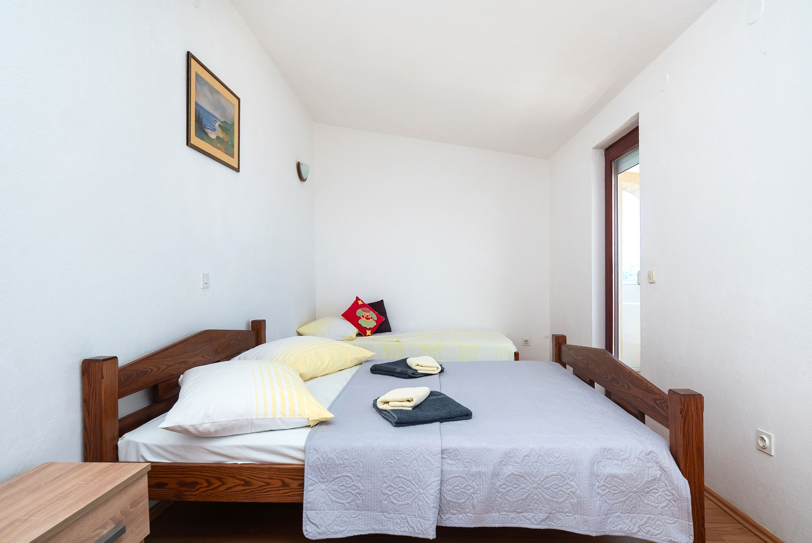 Apartments Ljubica 100111-A1