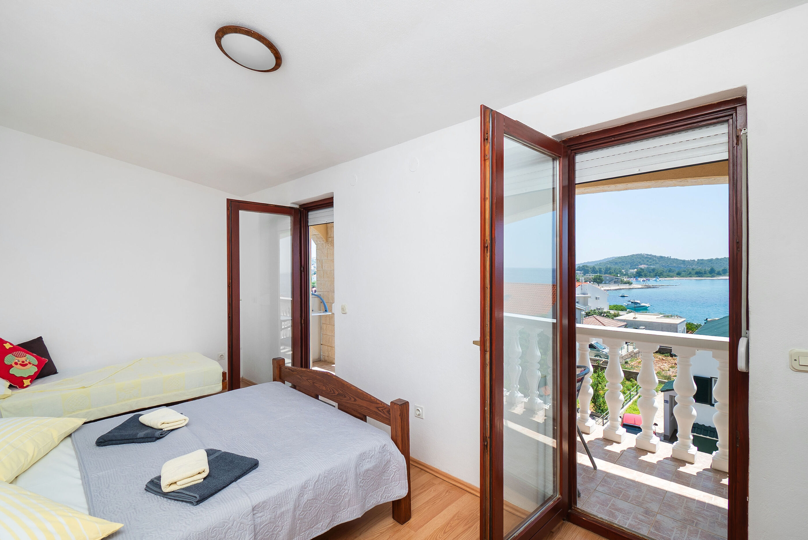 Apartments Ljubica 100111-A1