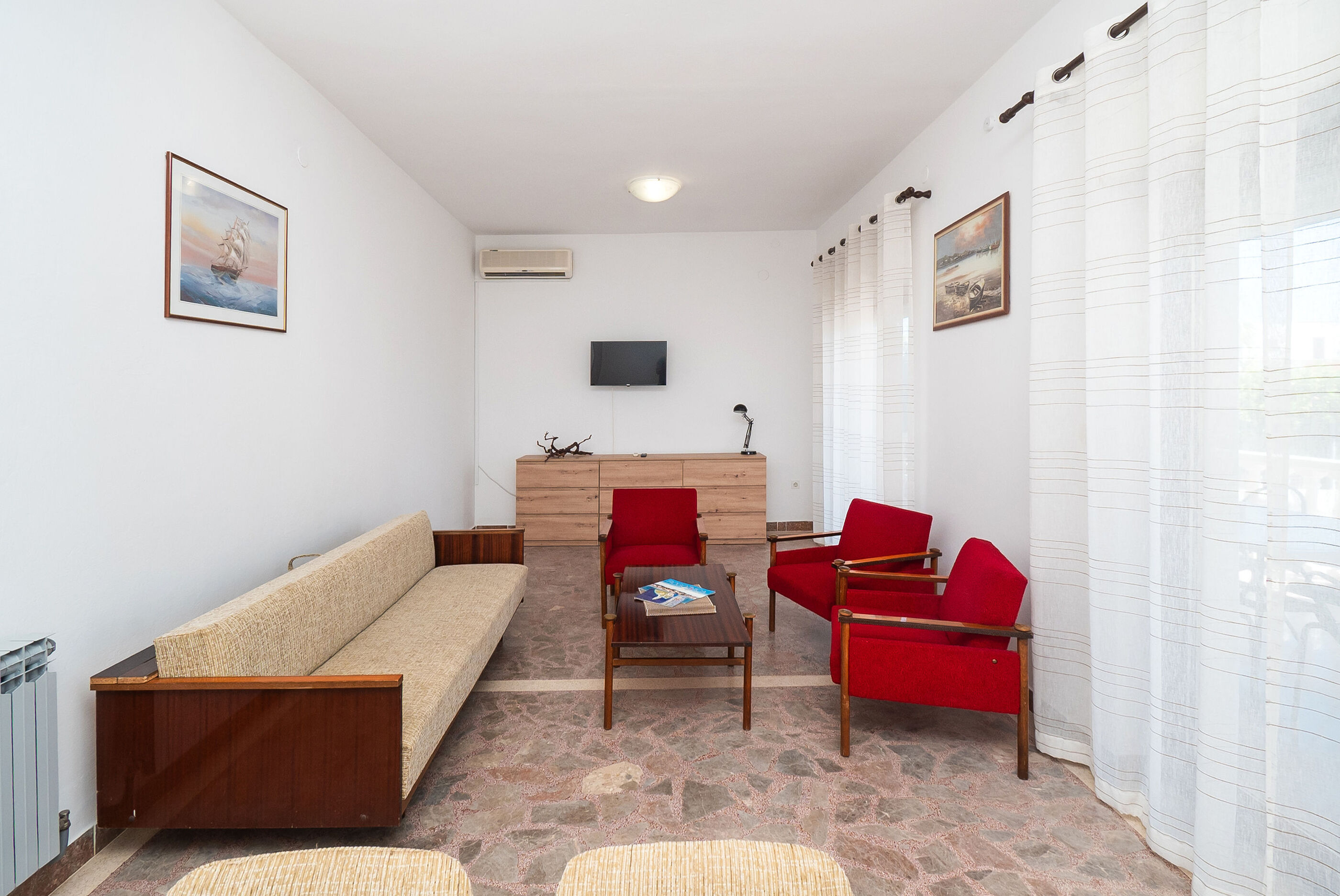 Apartments Ljubica 100111-A3
