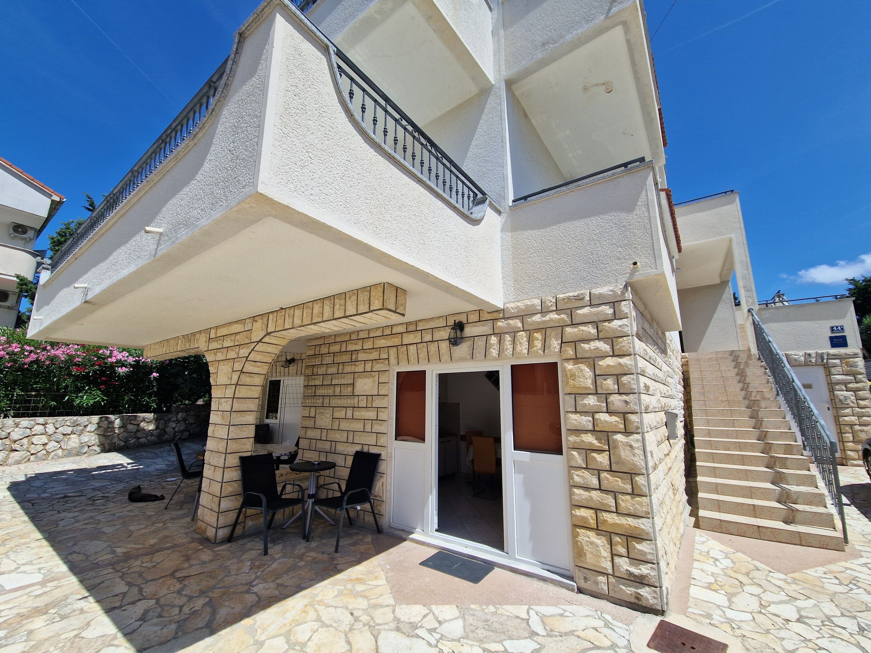 Apartments BELAN 20102-A1