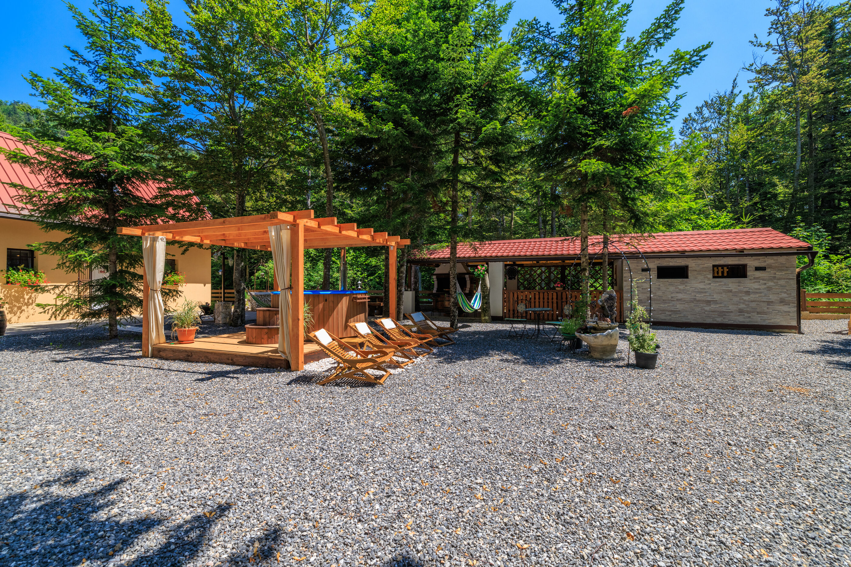 House Carski Raj 31003-K1