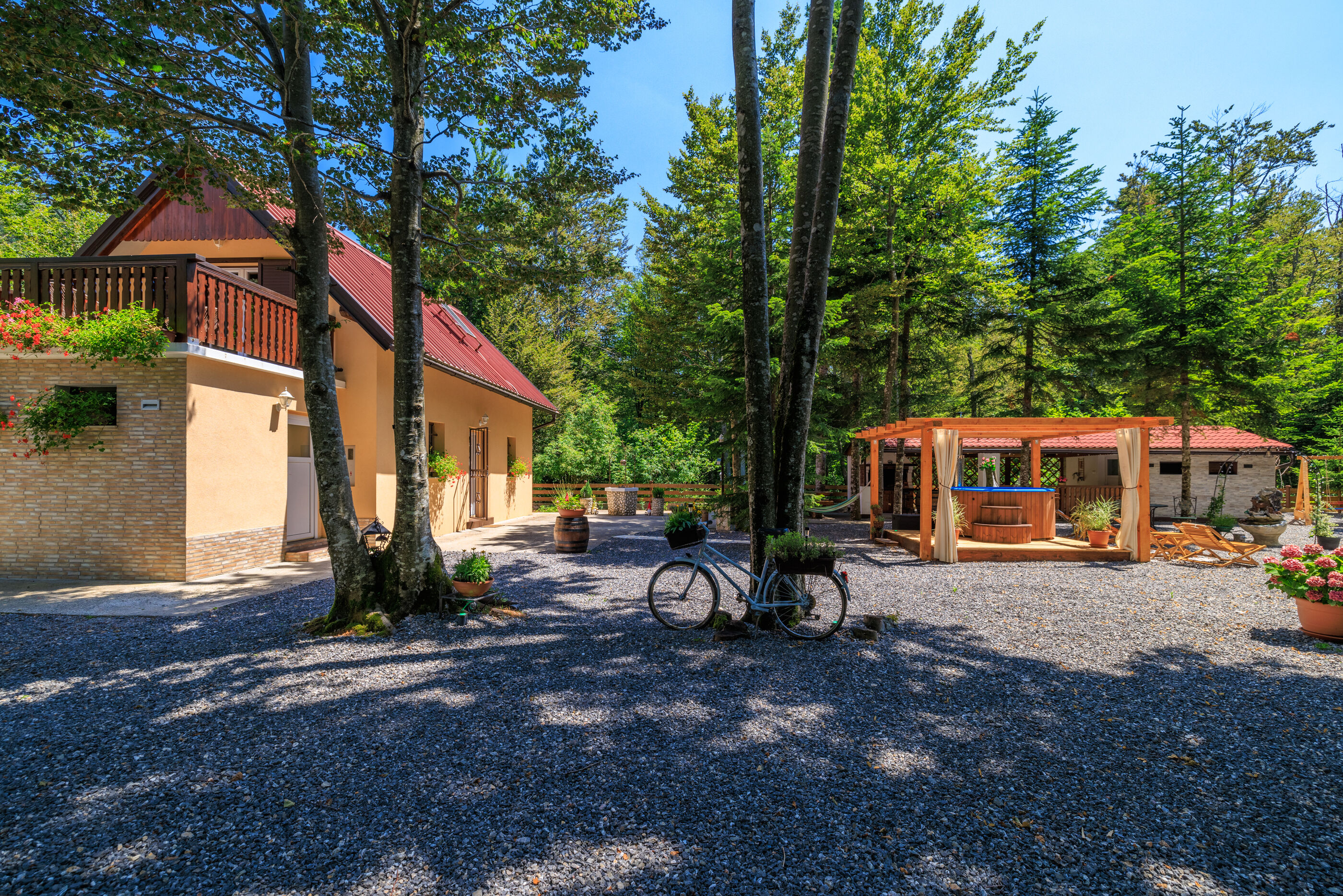 House Carski Raj 31003-K1