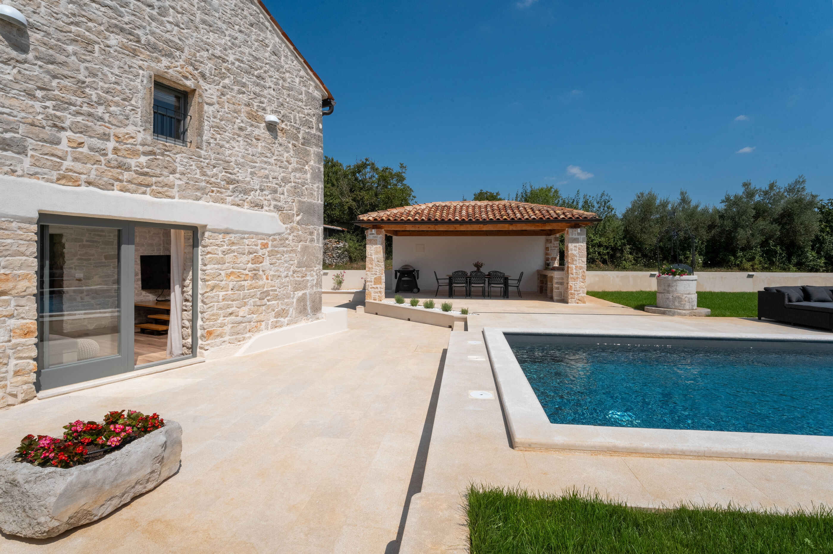 Villa Treori s bazenom 11338-K1
