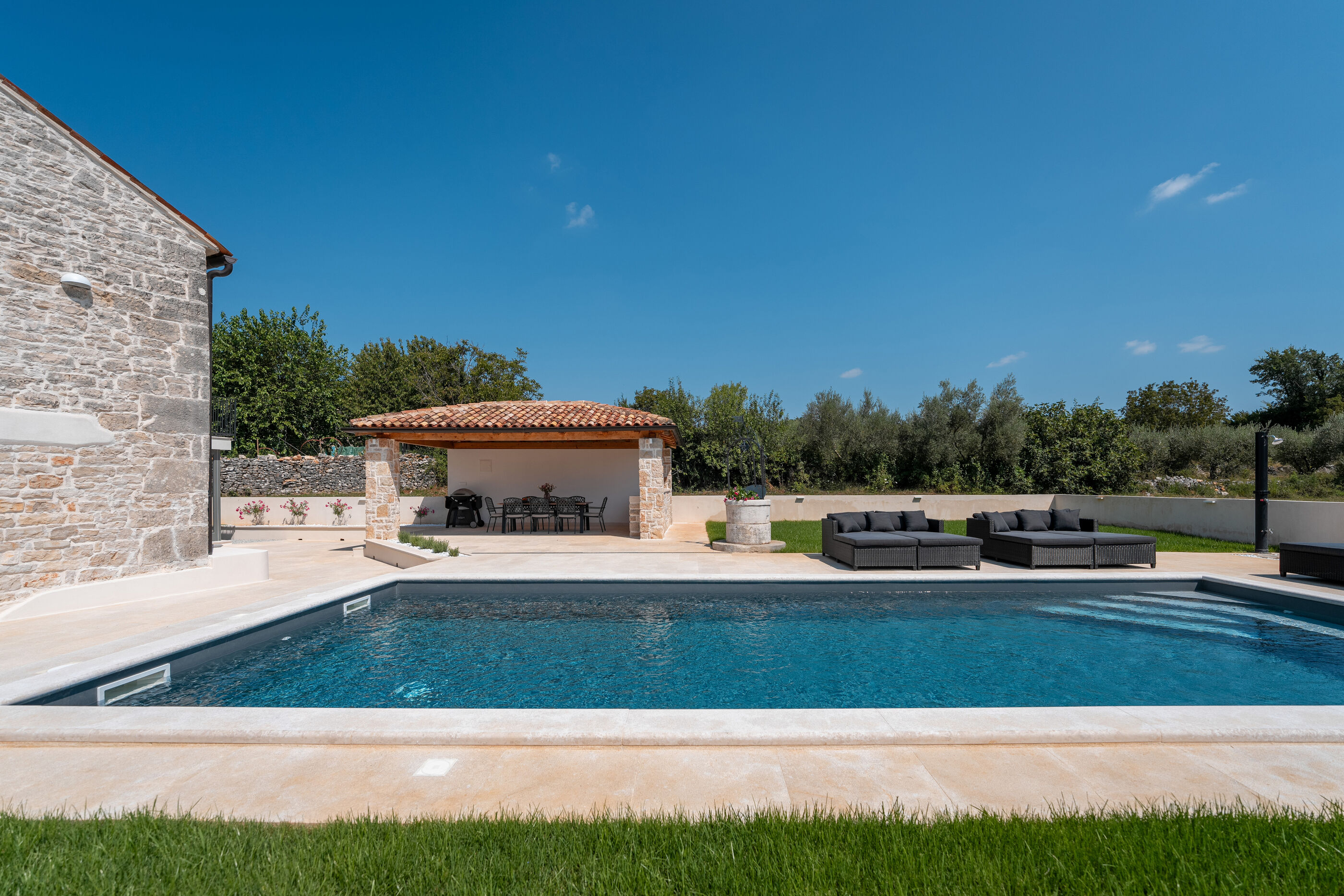 Villa Treori s bazenom 11338-K1
