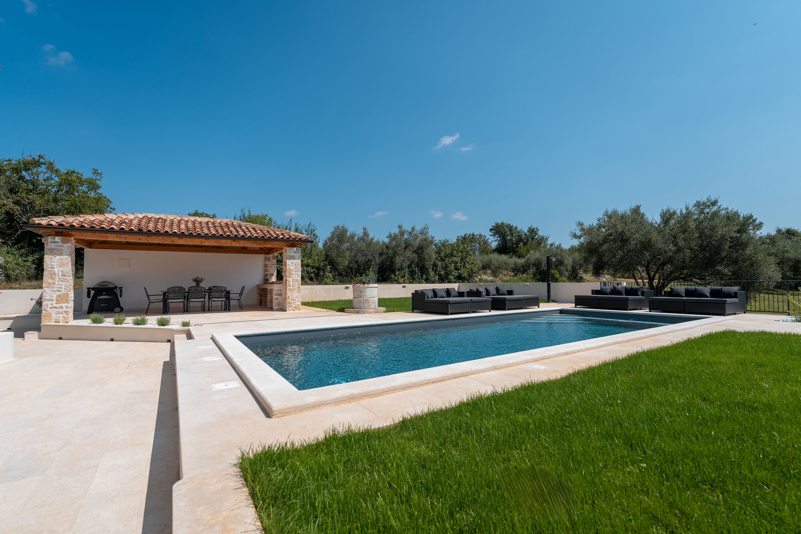 Villa Treori s bazenom 11338-K1