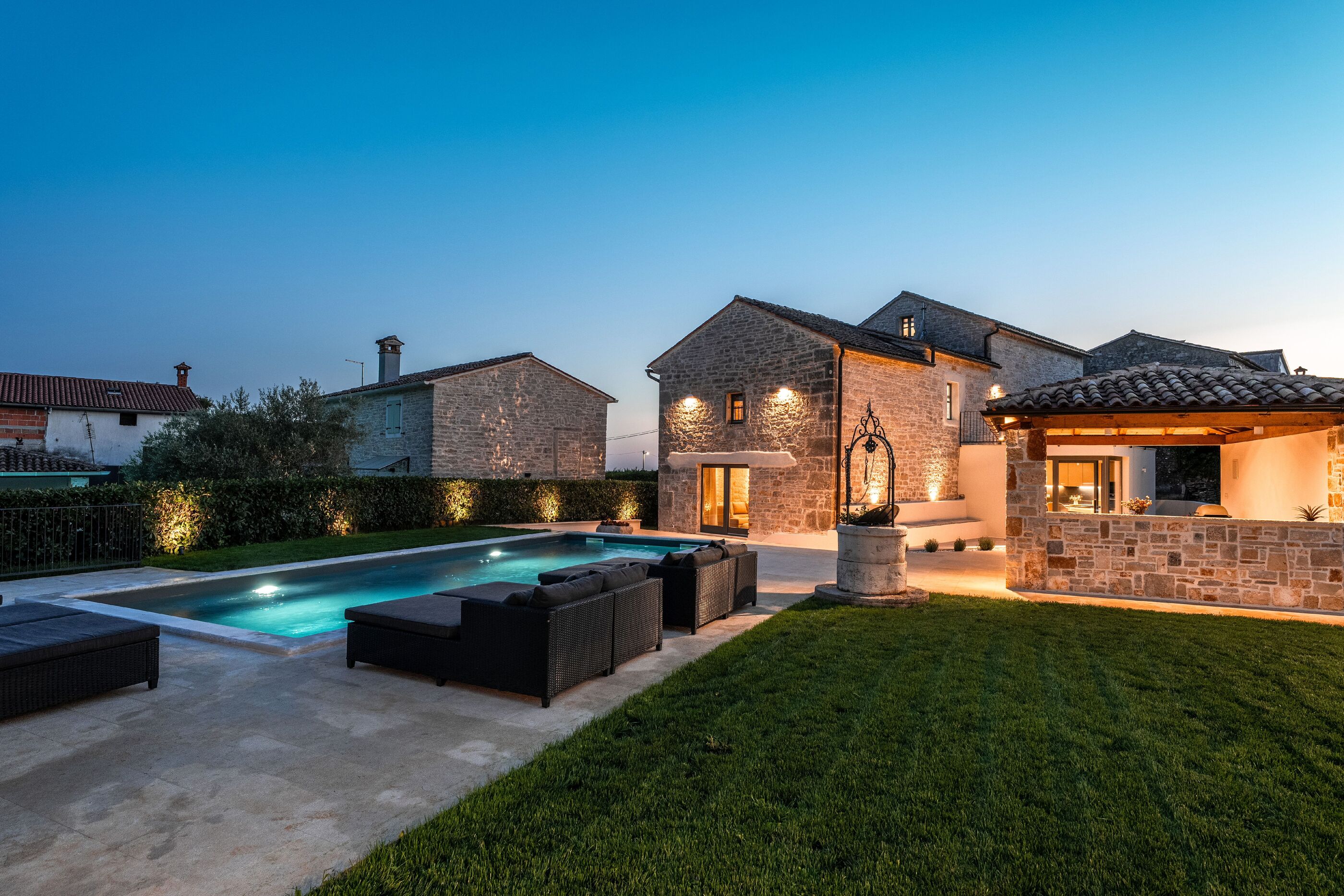 Villa Treori s bazenom 11338-K1