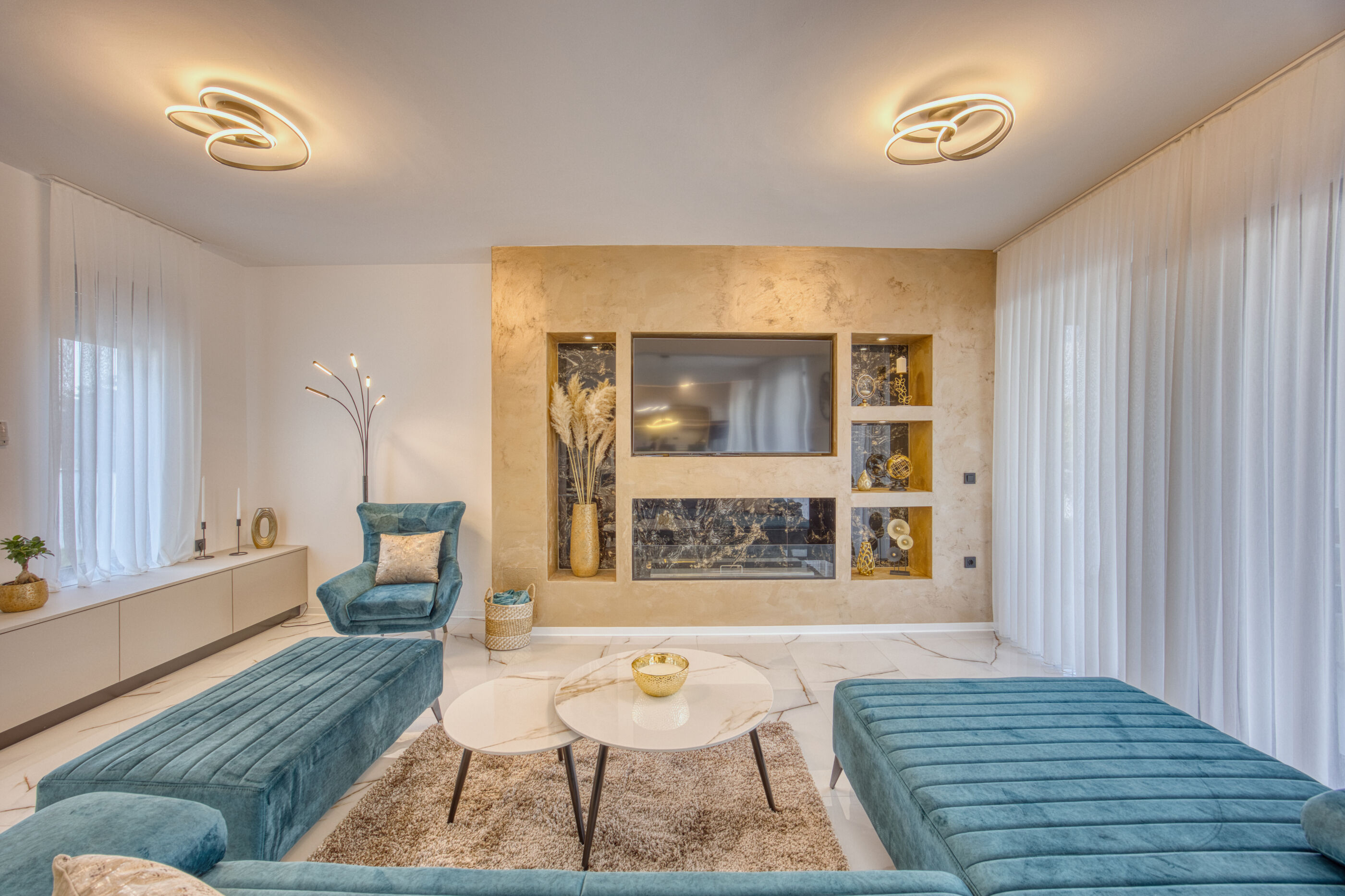 Villa Elena 64138-K1