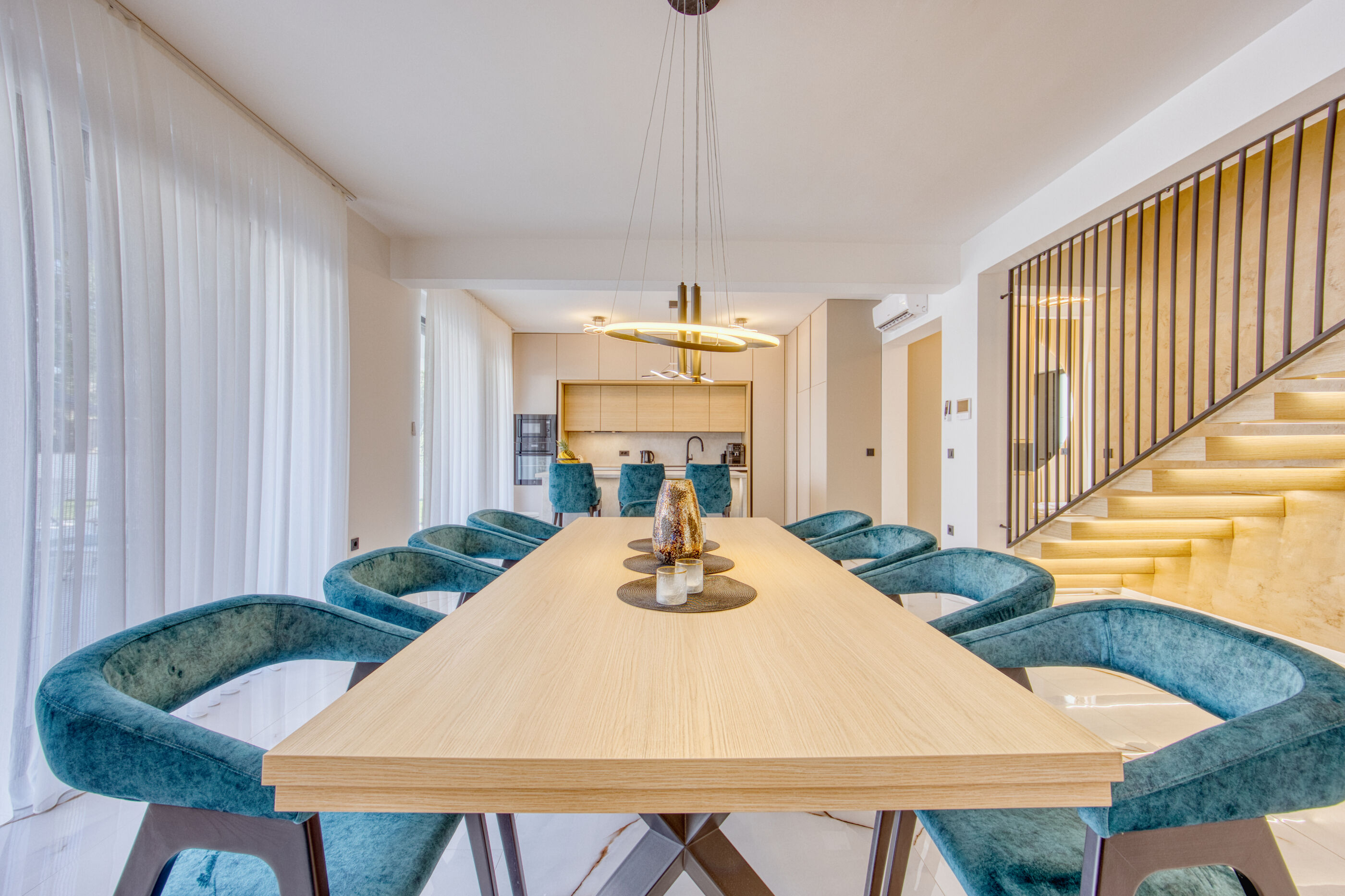 Villa Elena 64138-K1