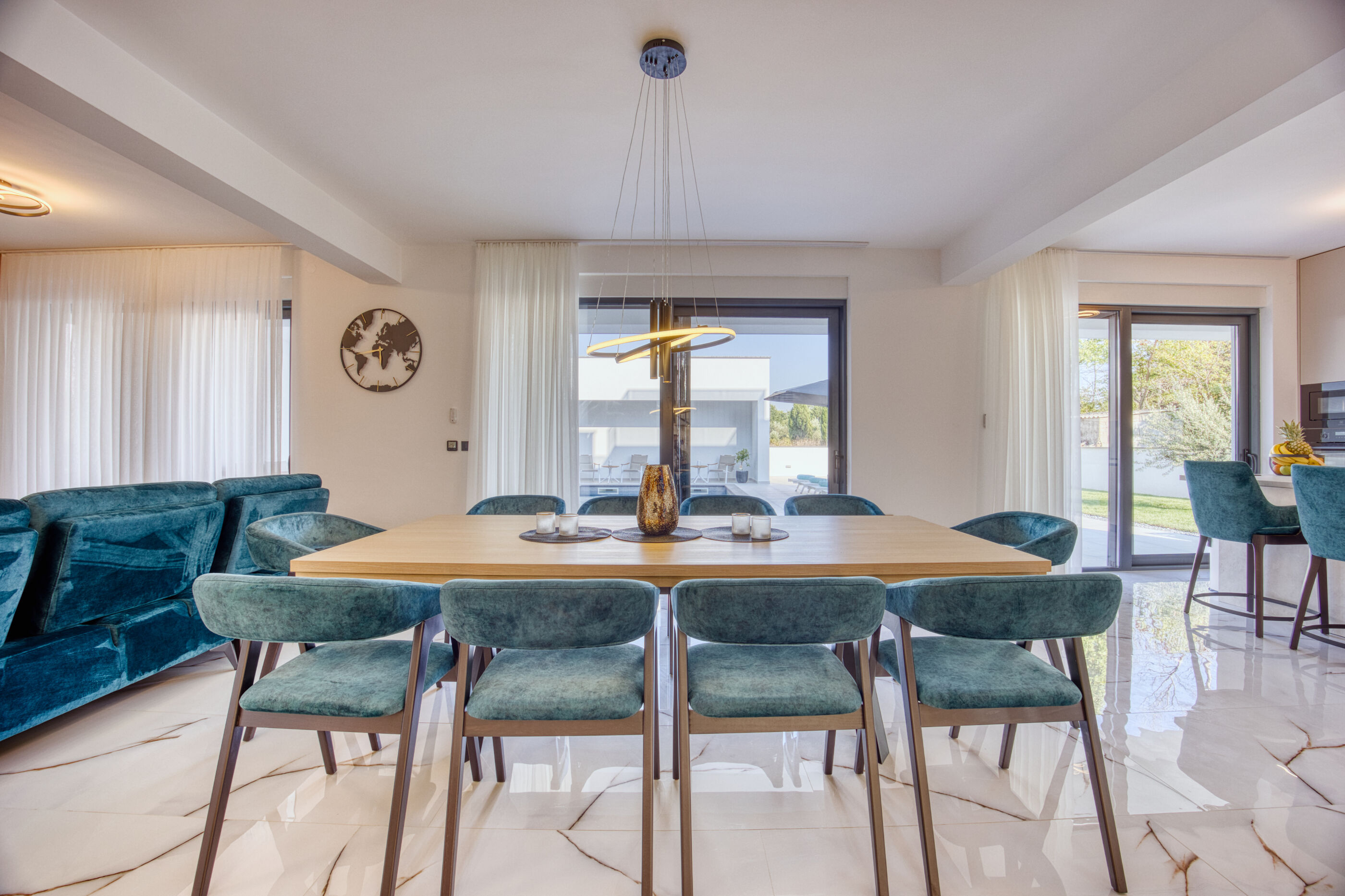 Villa Elena 64138-K1