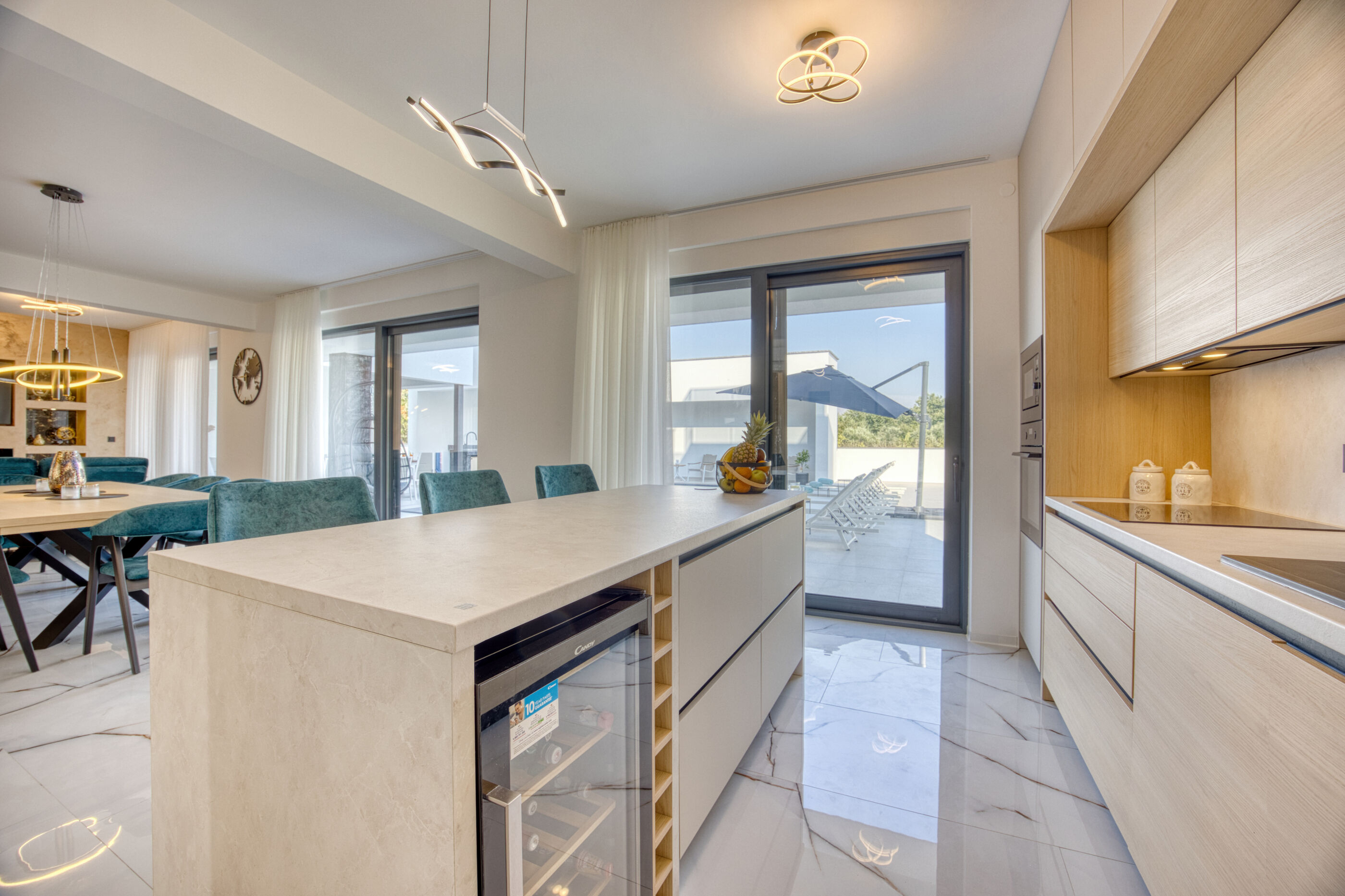 Villa Elena 64138-K1