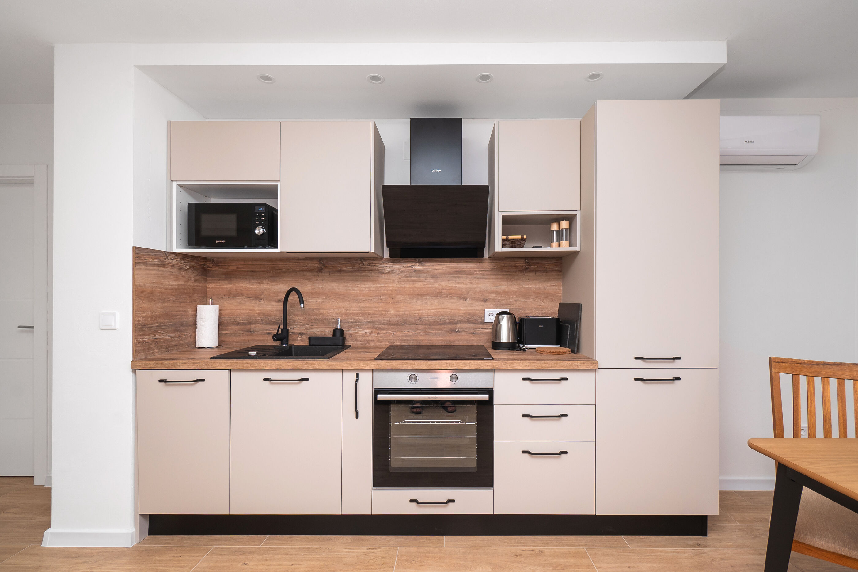 Apartments Lenolu 114491-A2