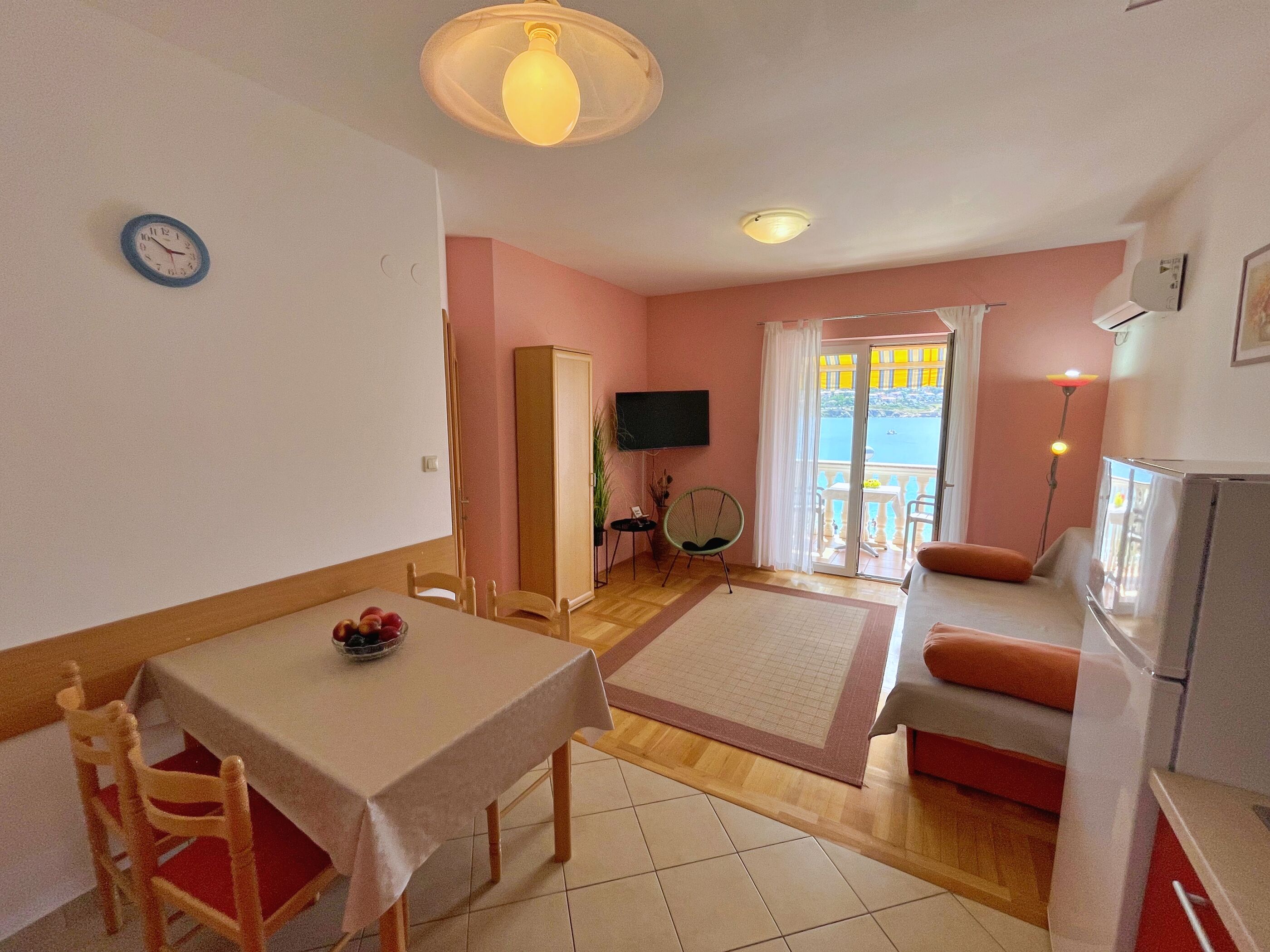 Apartments Vila TIHA LILI 63773-A3