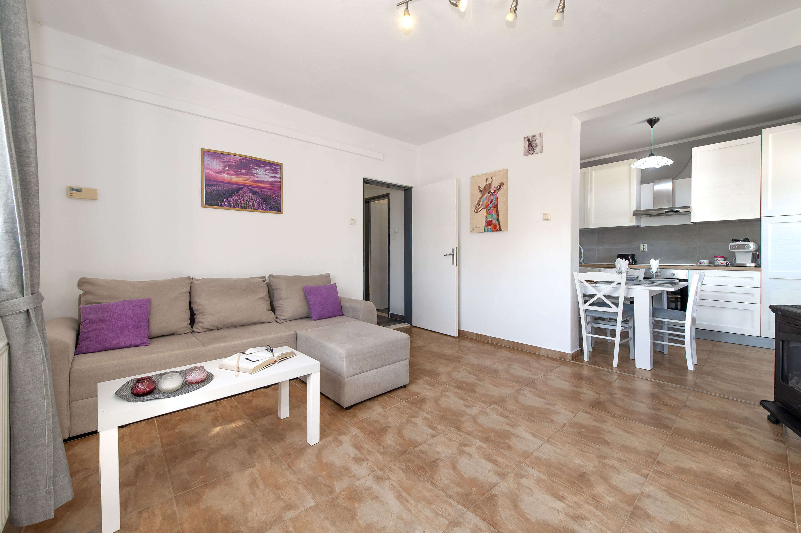 Villa Manda Adriatic with heated pool V8481-K1