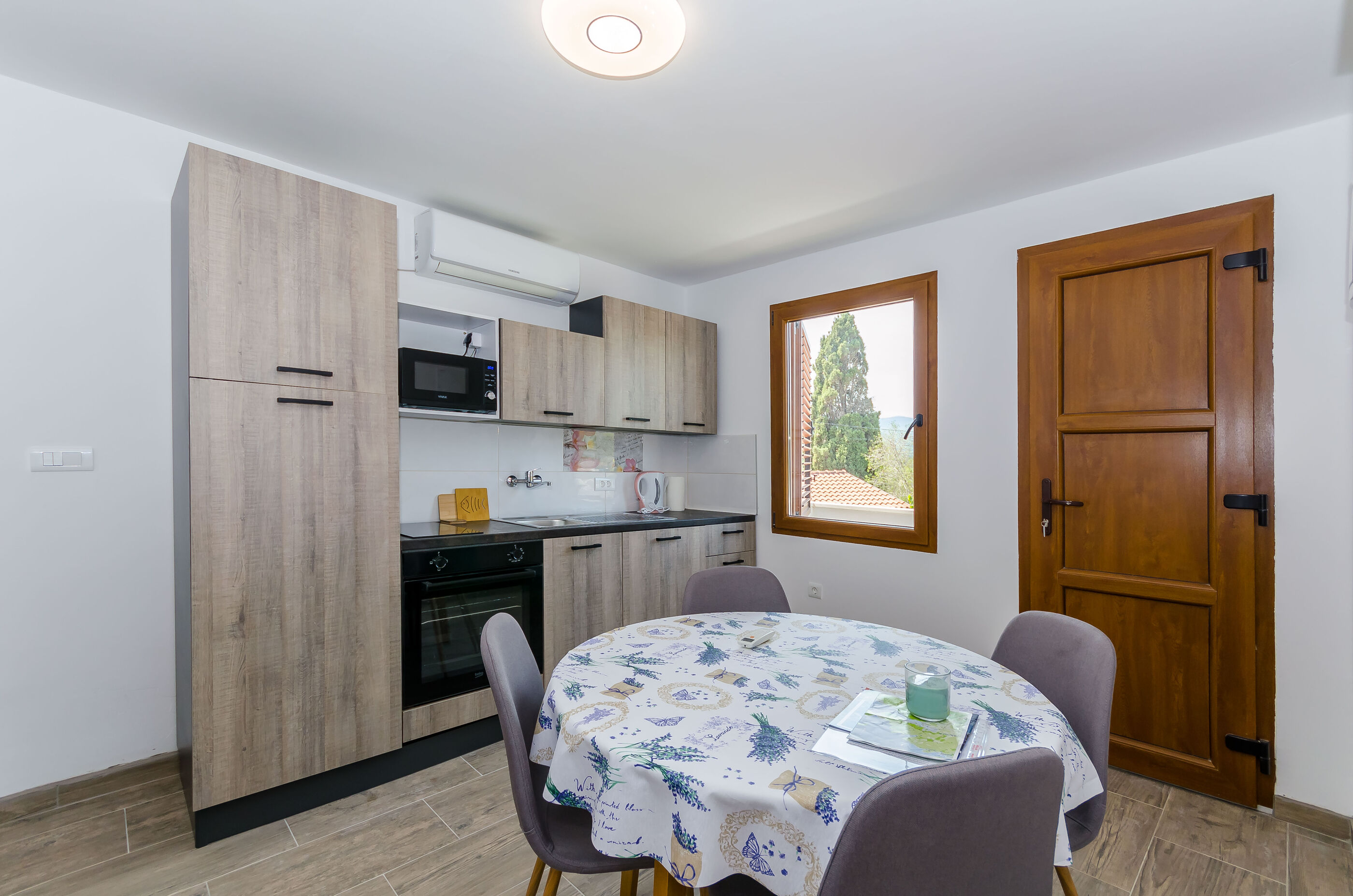 Apartments Peace 114631-A1