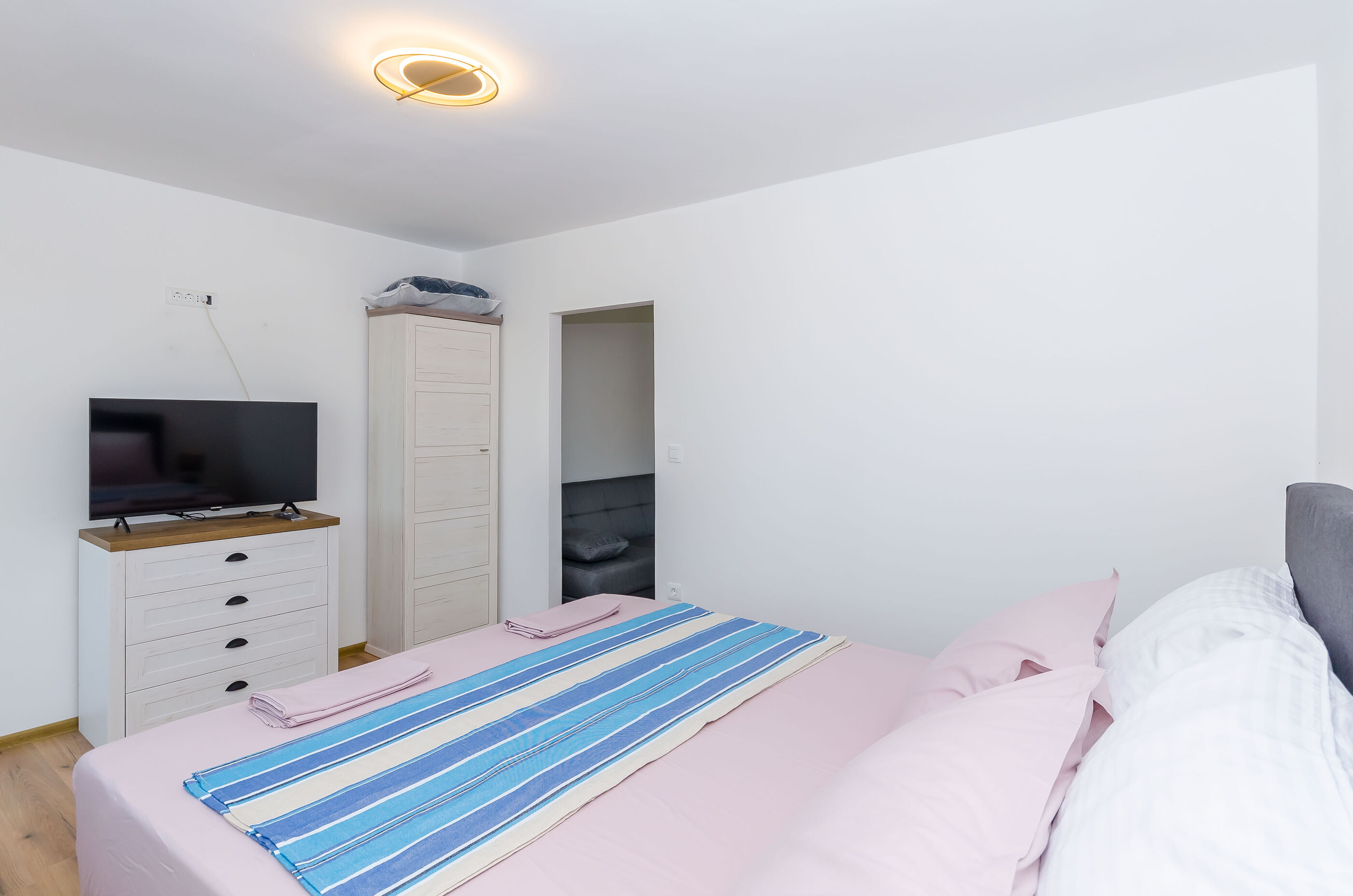 Apartments Peace 114631-A1