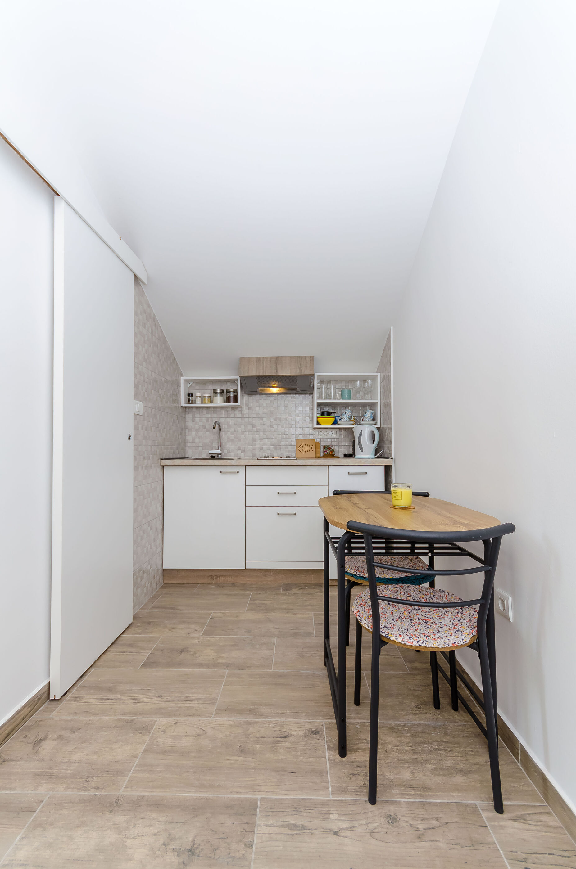 Apartments Peace 114631-A2