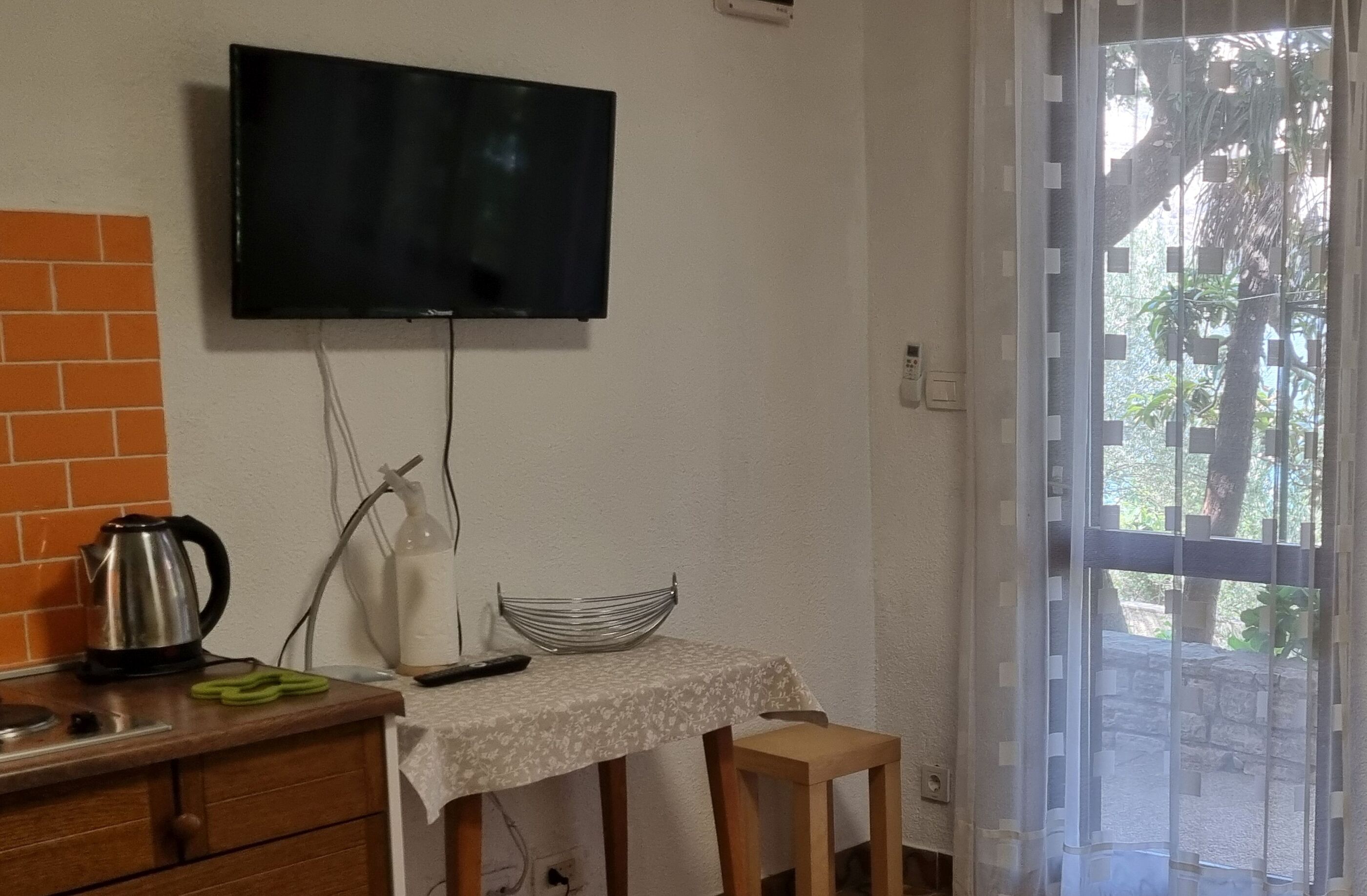 Apartments Mala kuća kraj mora 96141-A2