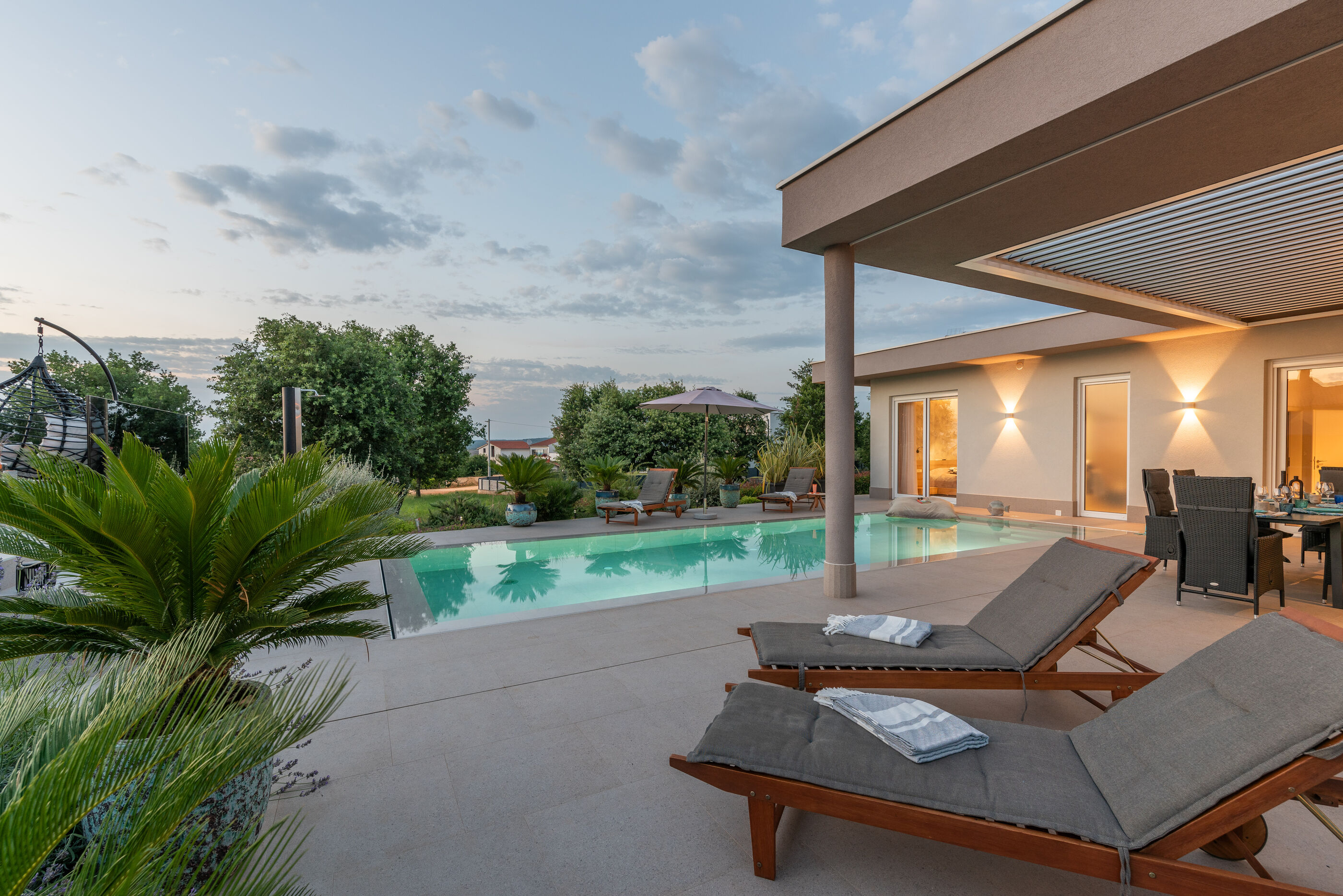 Villa Serena s prekrasnim vrtom 87525-K1