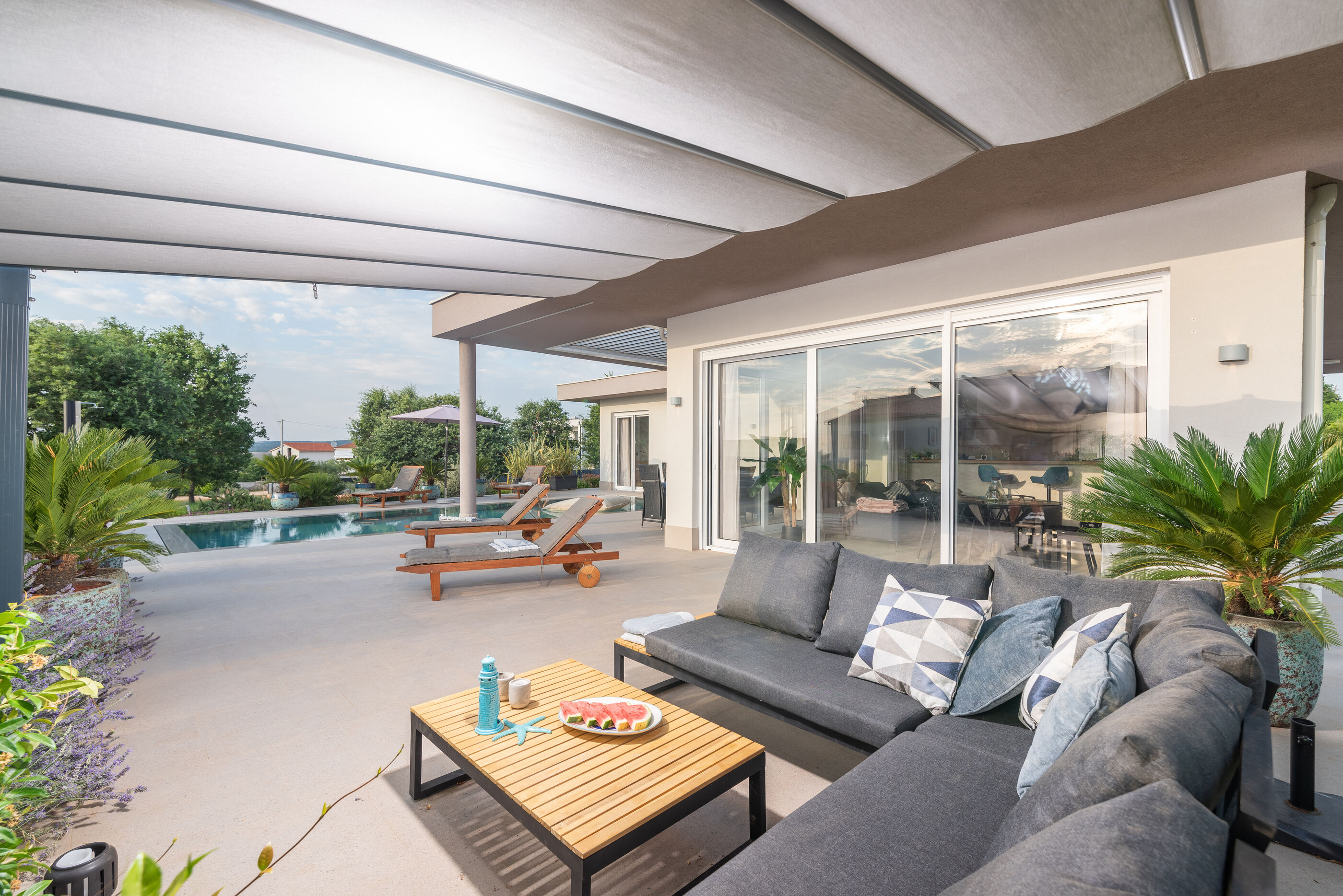 Villa Serena s prekrasnim vrtom 87525-K1