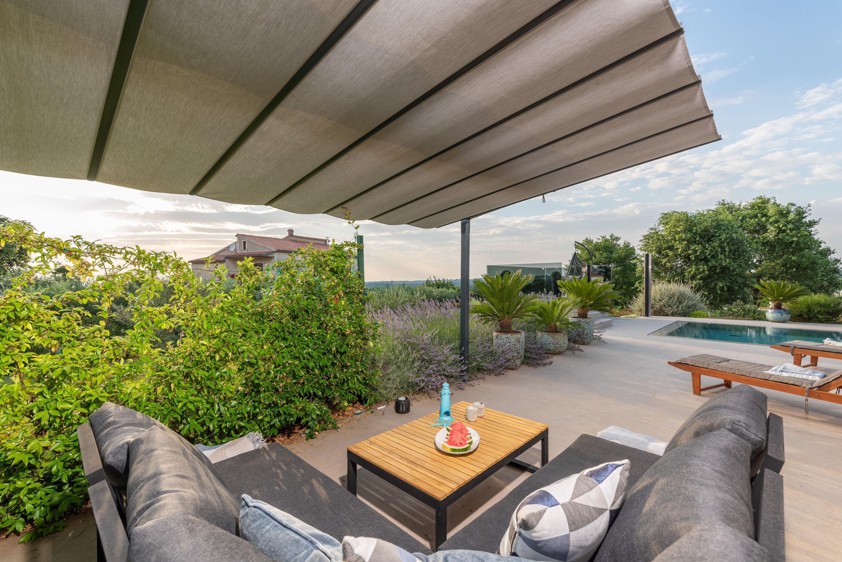 Villa Serena s prekrasnim vrtom 87525-K1