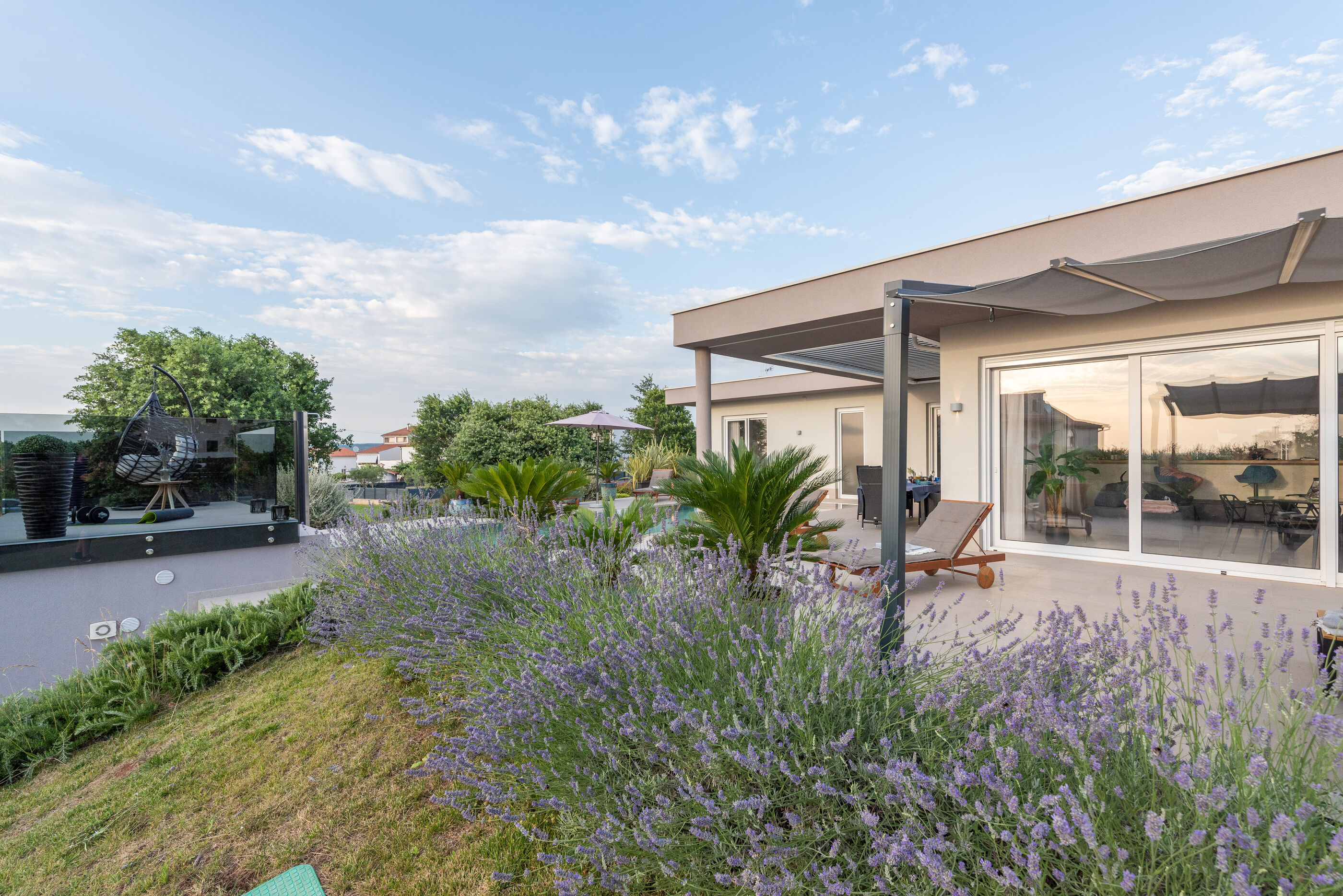 Villa Serena s prekrasnim vrtom 87525-K1