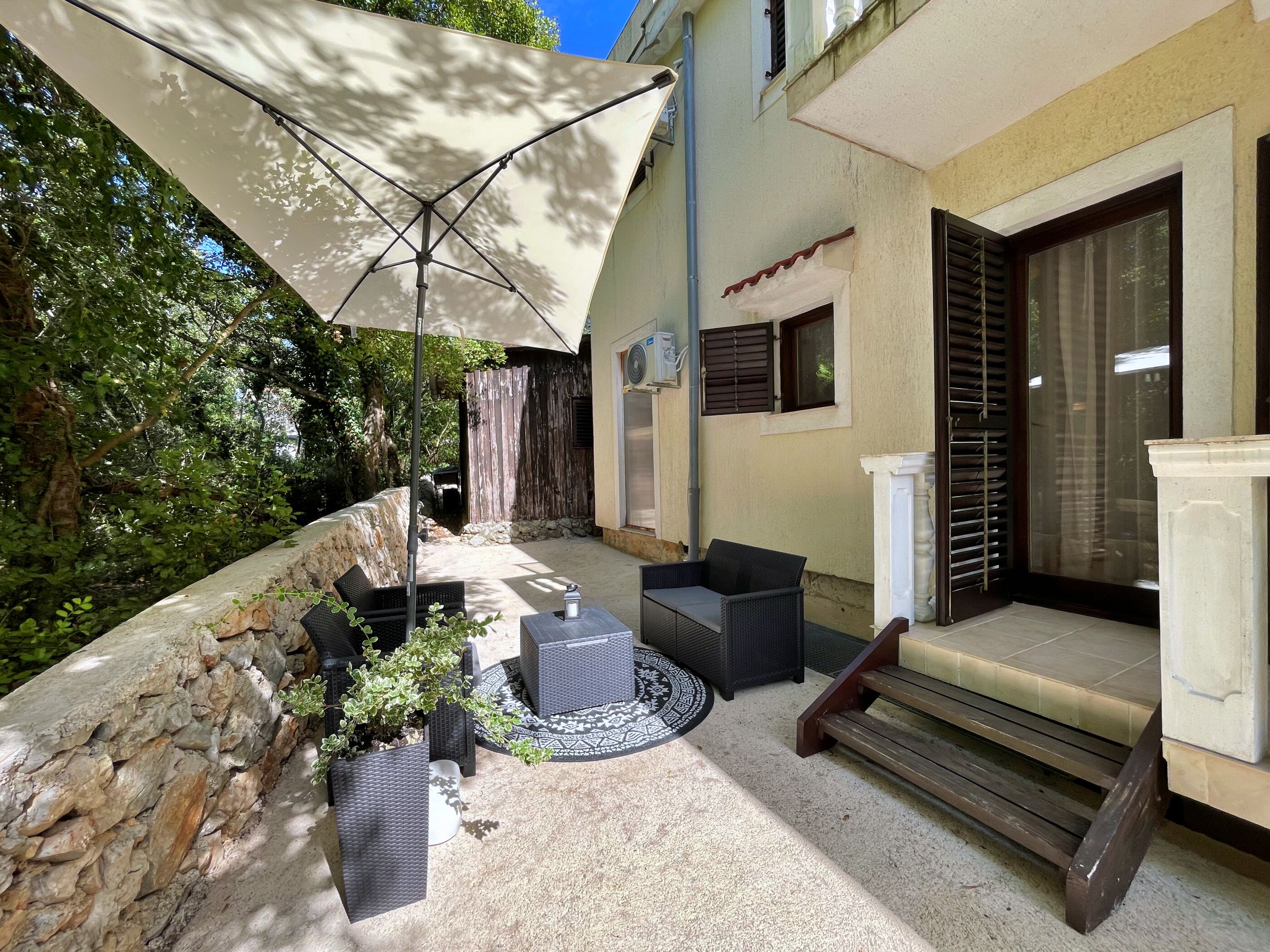 Apartments Brebrić 69561-A2