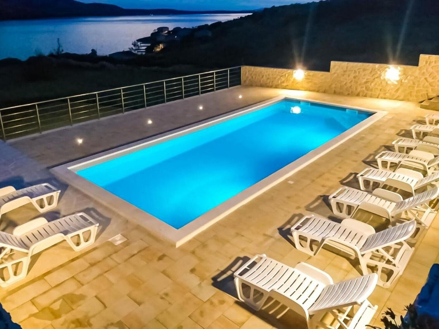 Apartments PoolHouse 10472-A2