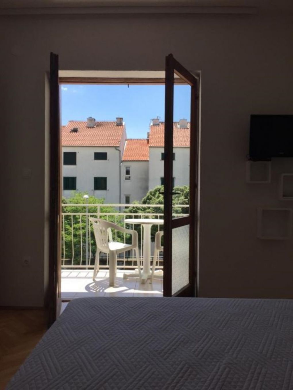 Apartments and Room Tattoo 111881-A4