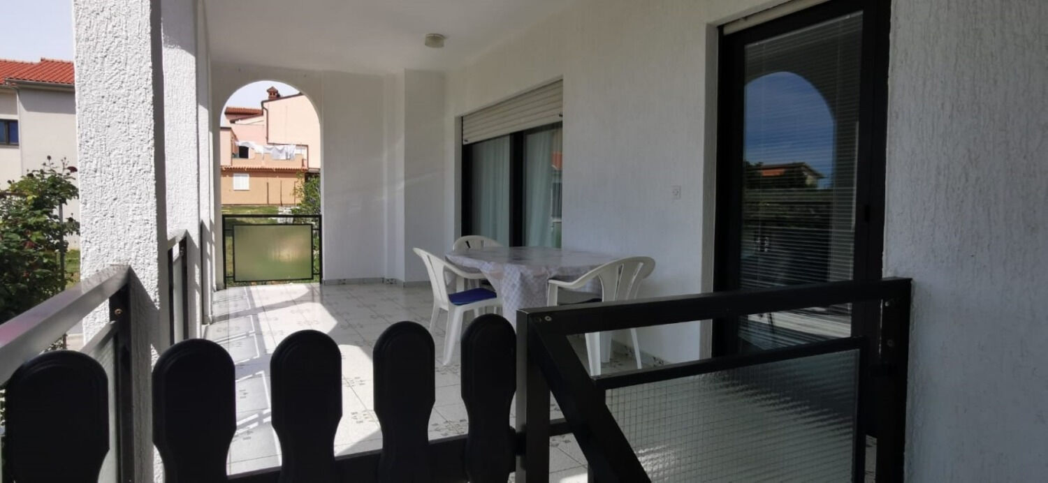Apartments Tomy 11203-A1