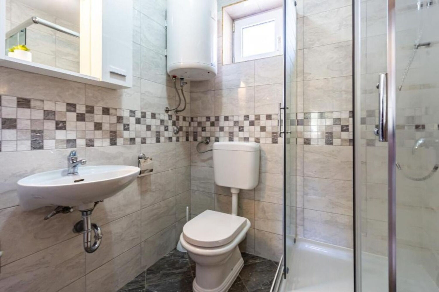 Apartments PoolHouse 10472-A2