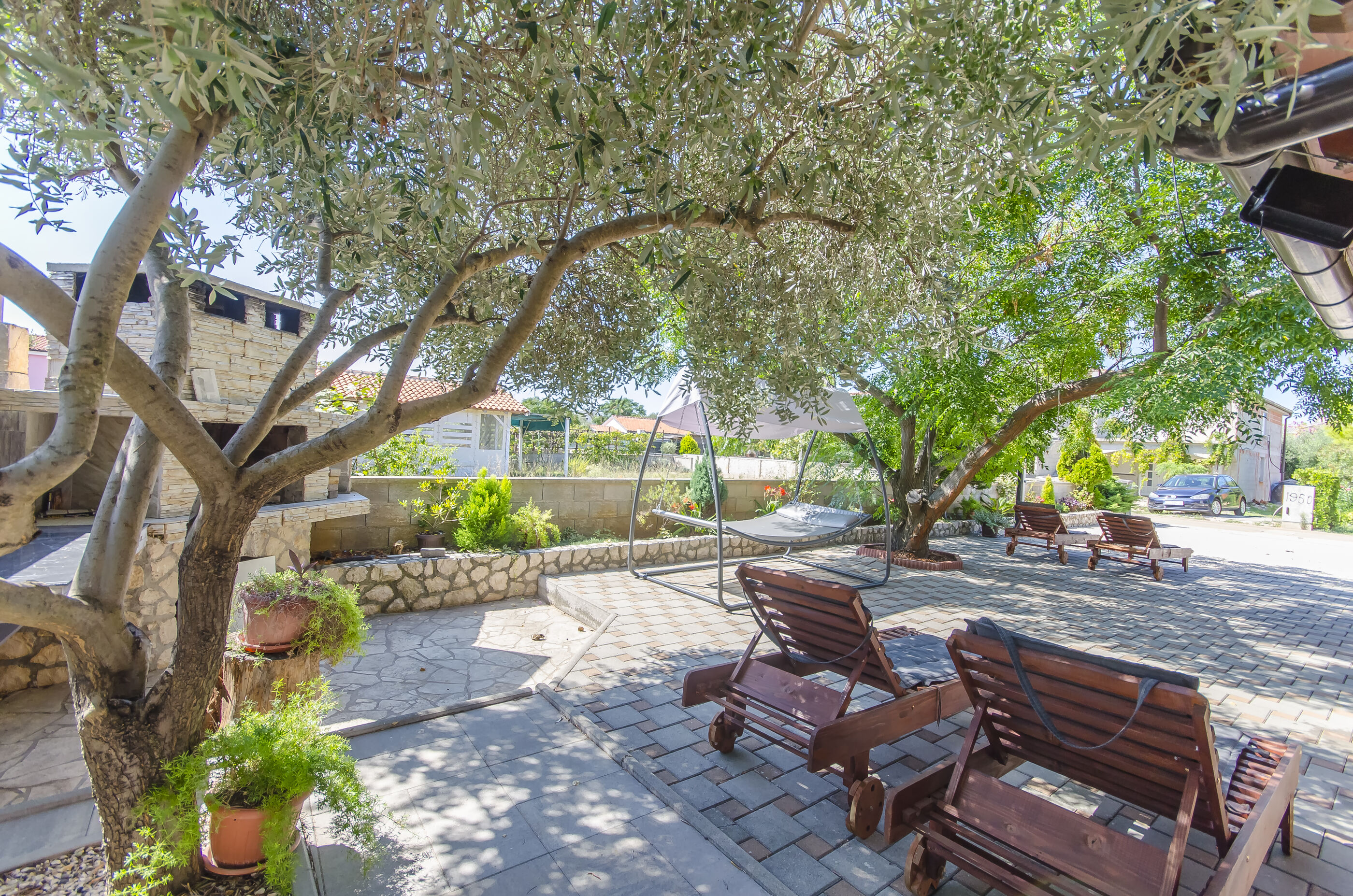 Apartments Lovely Courtyard 114671-A2