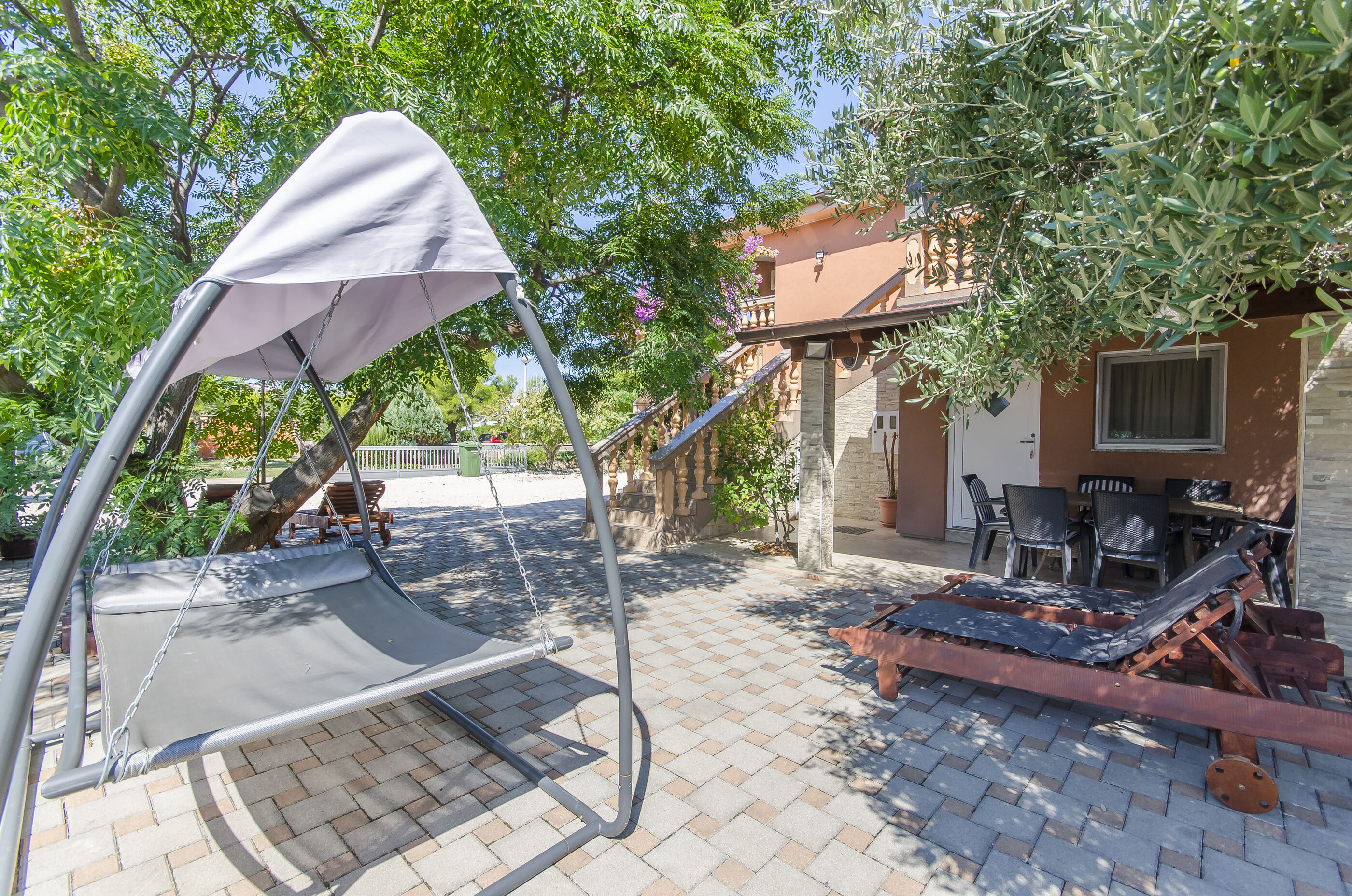 Apartments Lovely Courtyard 114671-A2